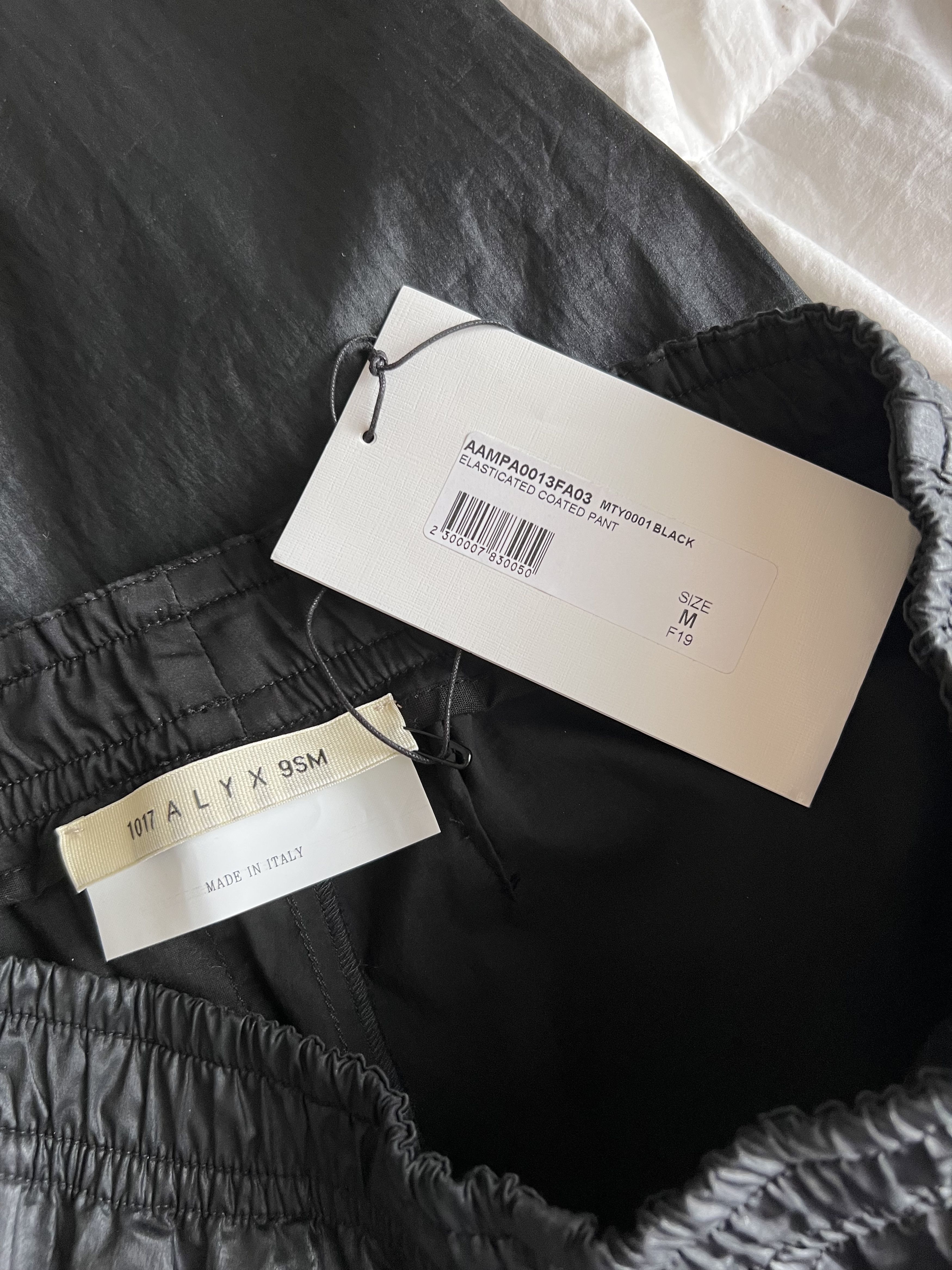 1017 ALYX 9SM 1017 Alyx 9SM Elasticated Coated Track Pants in Black Size US 32 / EU 48 - 7 Thumbnail
