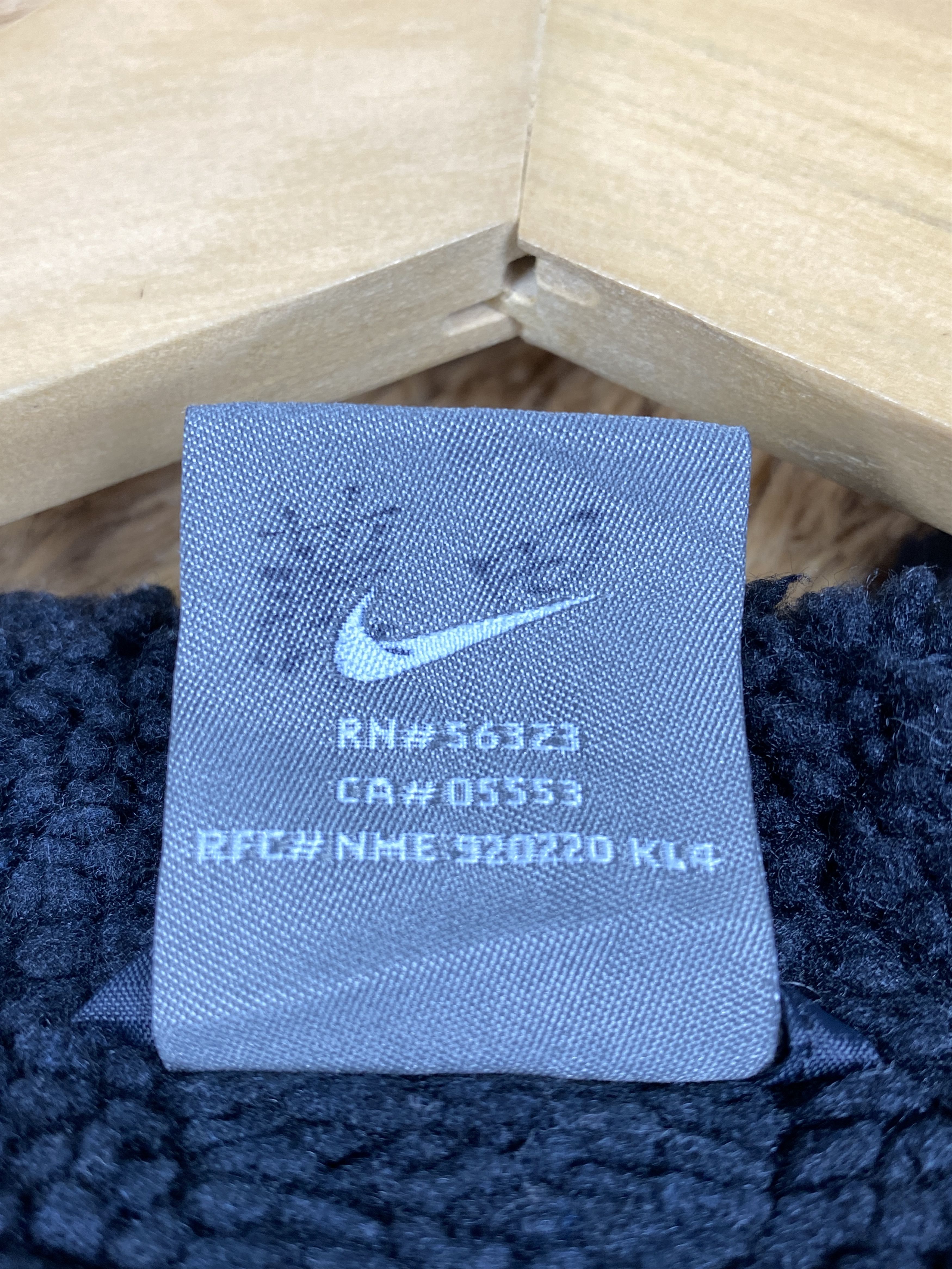 Nike Vintage Nike Swoosh Hoodie Sherpa Lining Jacket J1635 Size US S / EU 44-46 / 1 - 11 Thumbnail