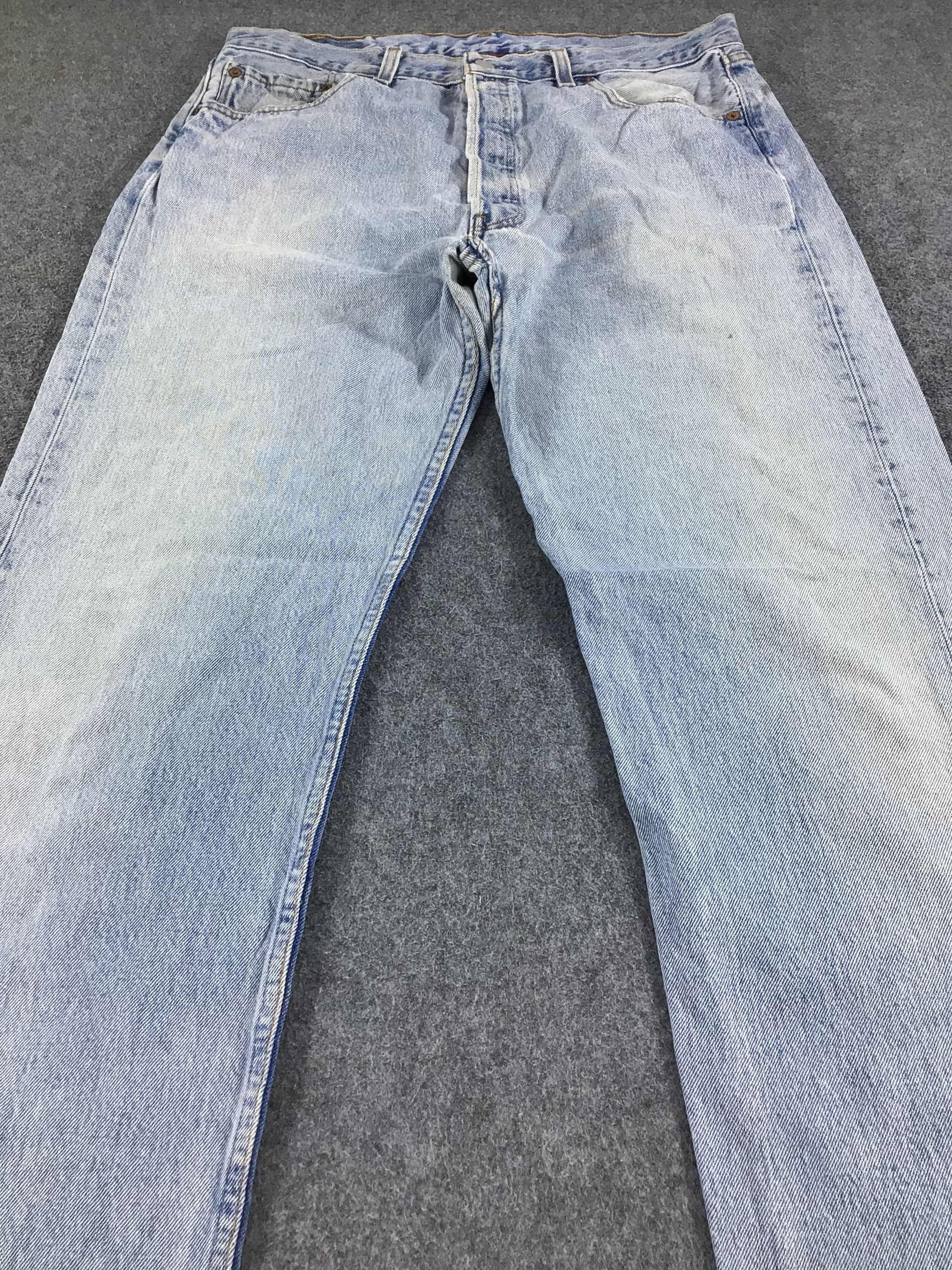 Levi's × Vintage Vintage 90s Light Wash Levis Jeans Lot 501 -JM510 Size US 34 / EU 50 - 3 Thumbnail