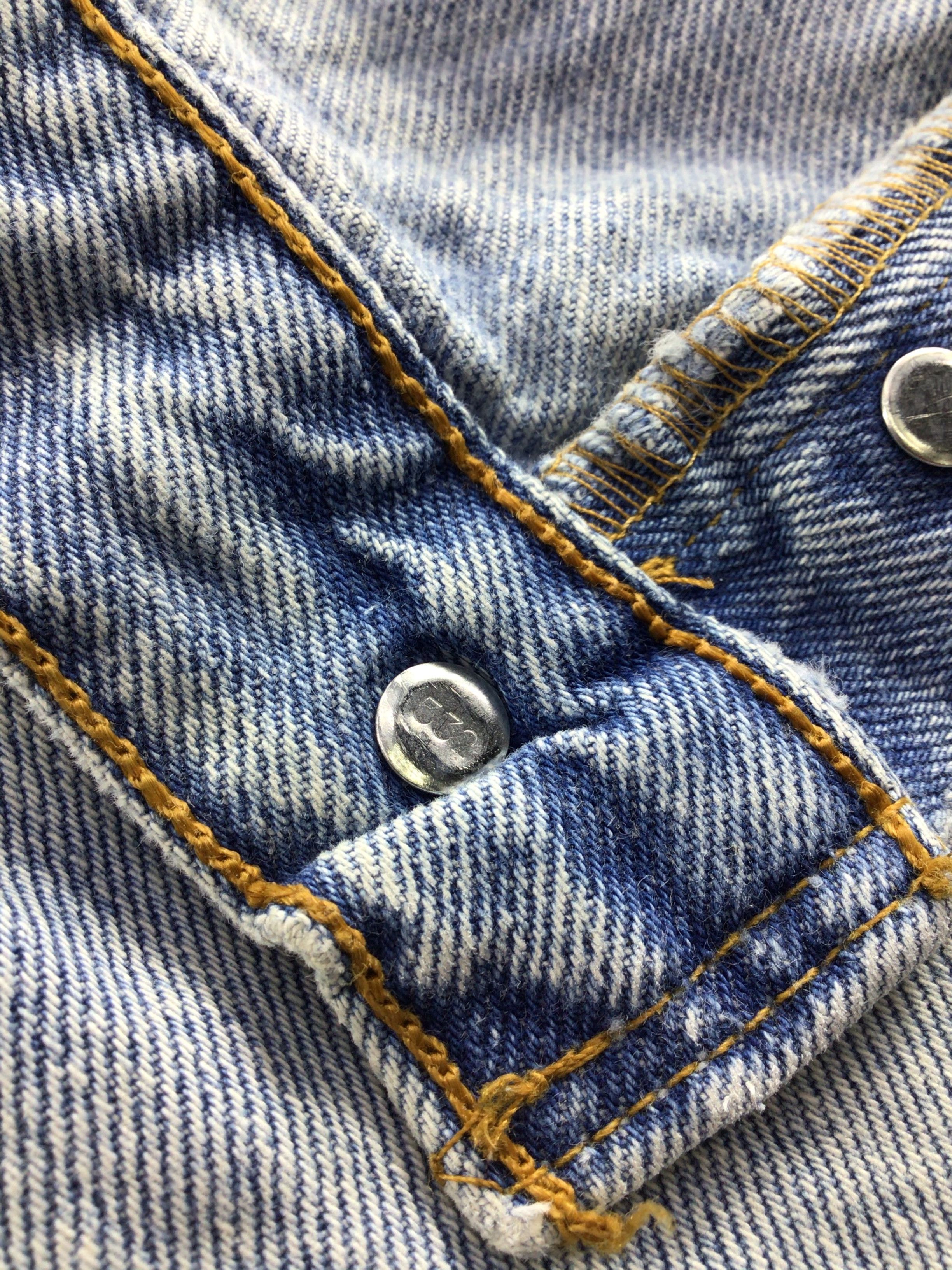 Levi's × Vintage Vintage 90s Light Wash Levis Jeans Lot 501 -JM510 Size US 34 / EU 50 - 9 Thumbnail