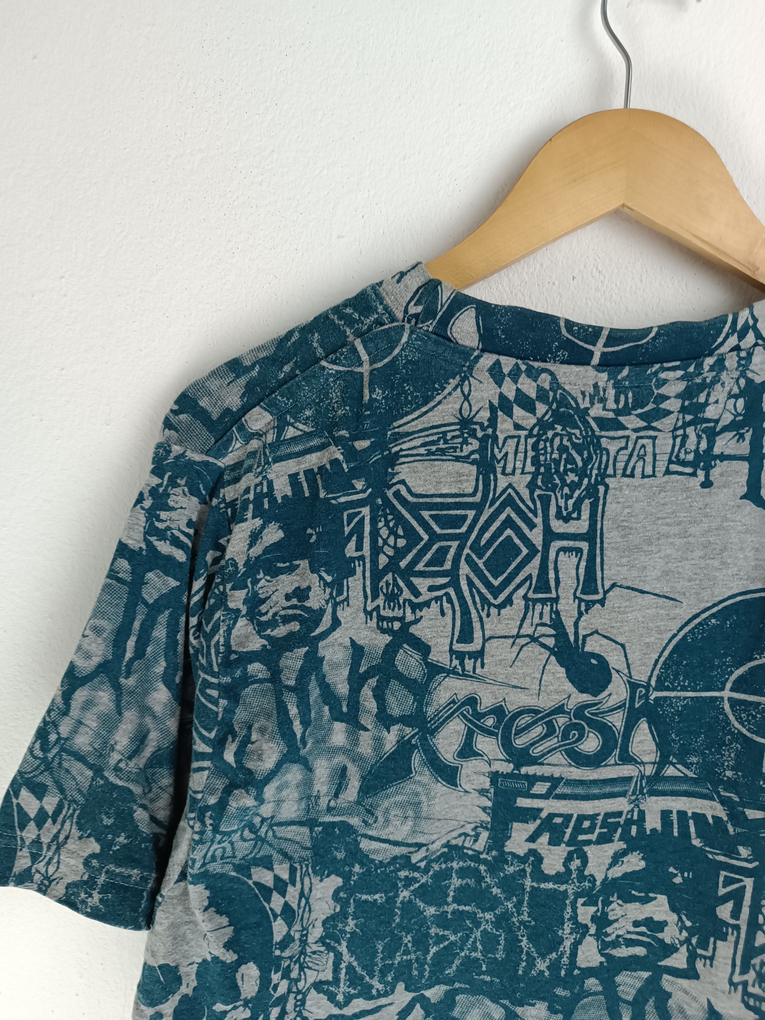 Freshjive SUPER RARE🔥 VINTAGE Y2K FRESHJIVE AOP (public enemy napalm) Size US L / EU 52-54 / 3 - 13 Thumbnail