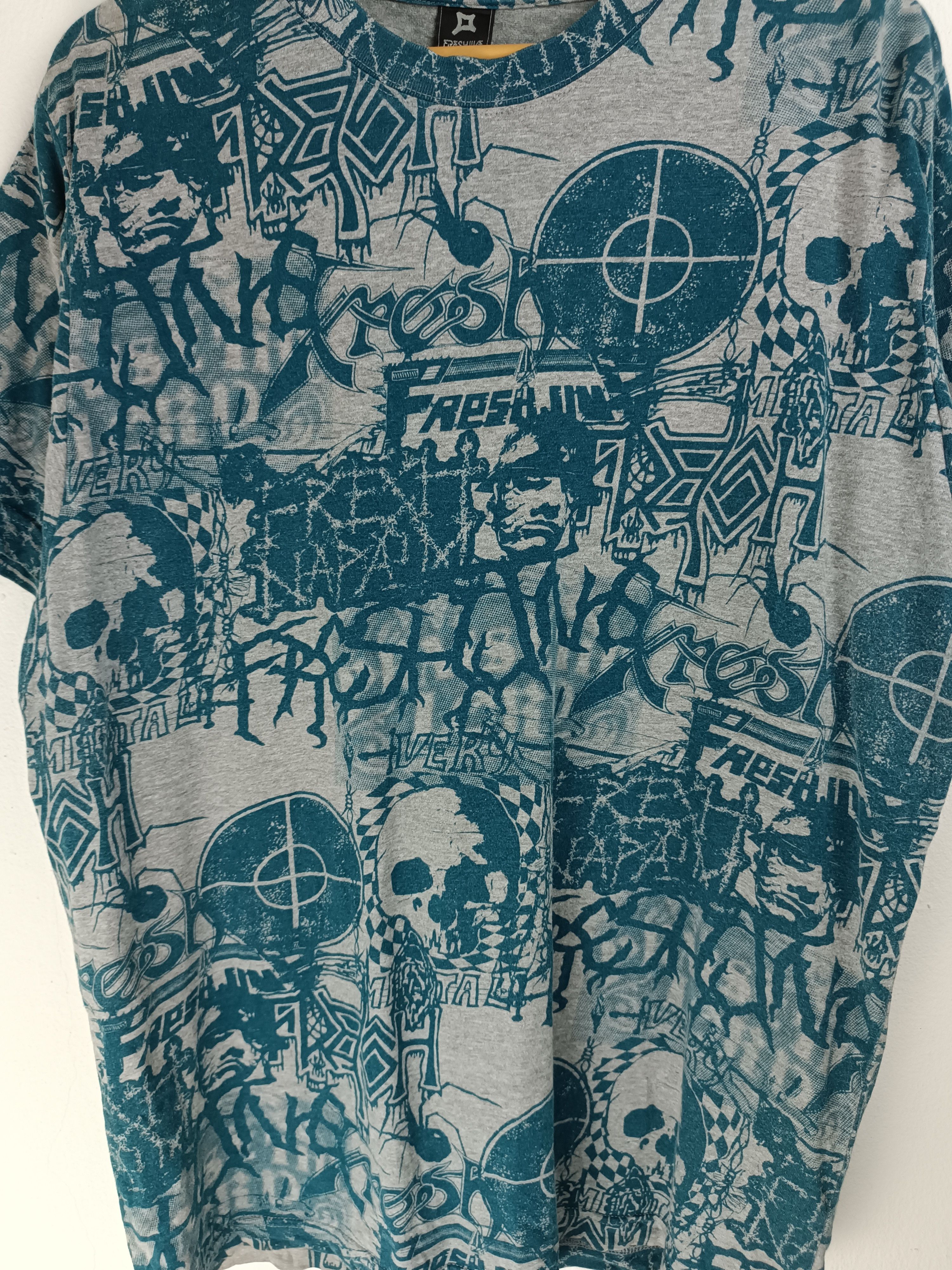 Freshjive SUPER RARE🔥 VINTAGE Y2K FRESHJIVE AOP (public enemy napalm) Size US L / EU 52-54 / 3 - 5 Thumbnail