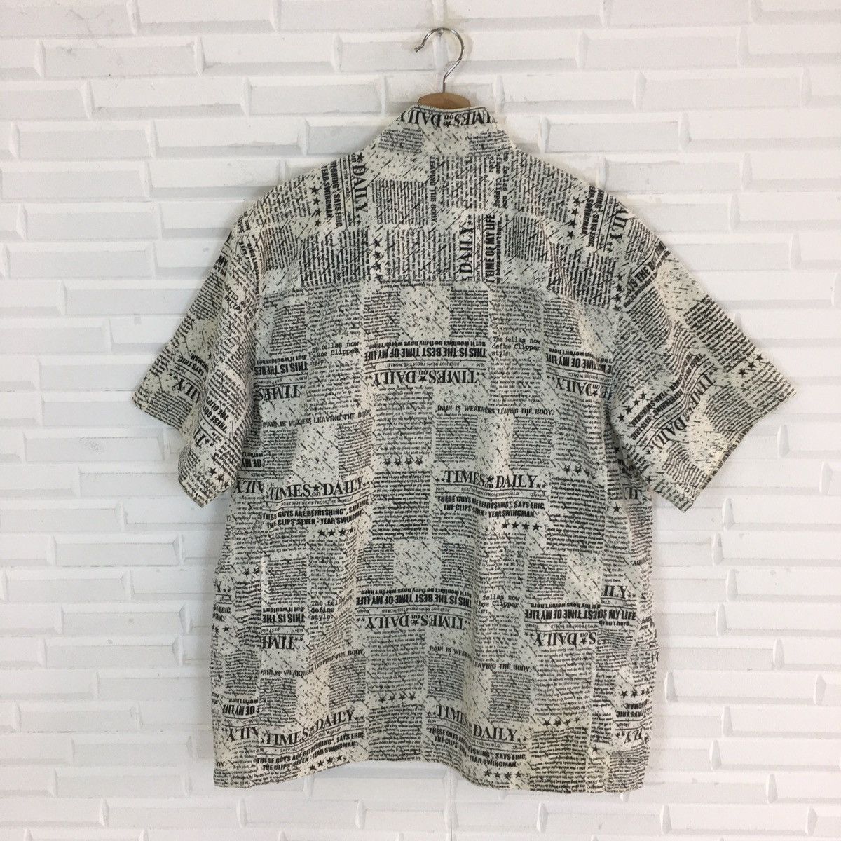 Other AOP Times On Daily Shirt Size US L / EU 52-54 / 3 - 8 Thumbnail