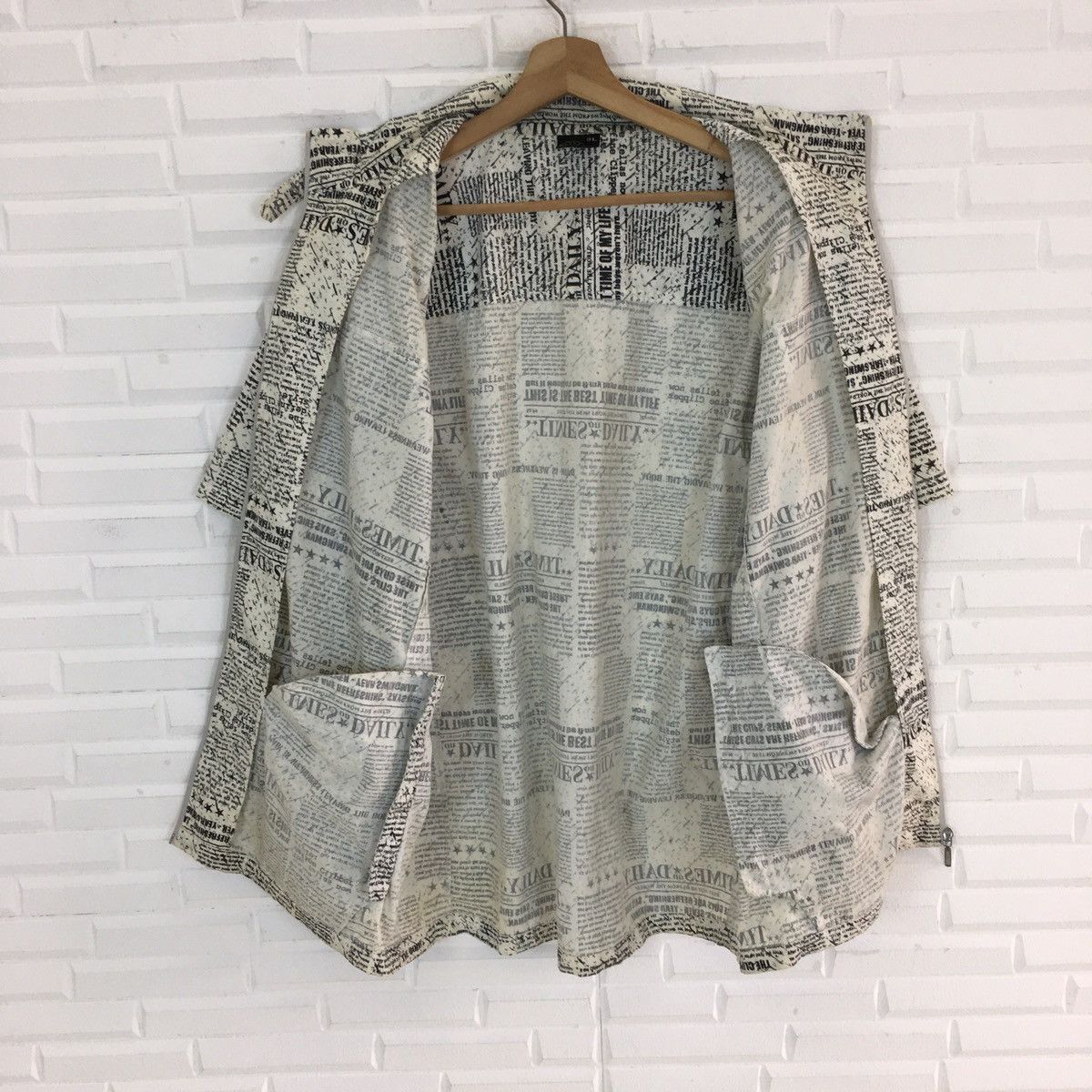 Other AOP Times On Daily Shirt Size US L / EU 52-54 / 3 - 9 Thumbnail