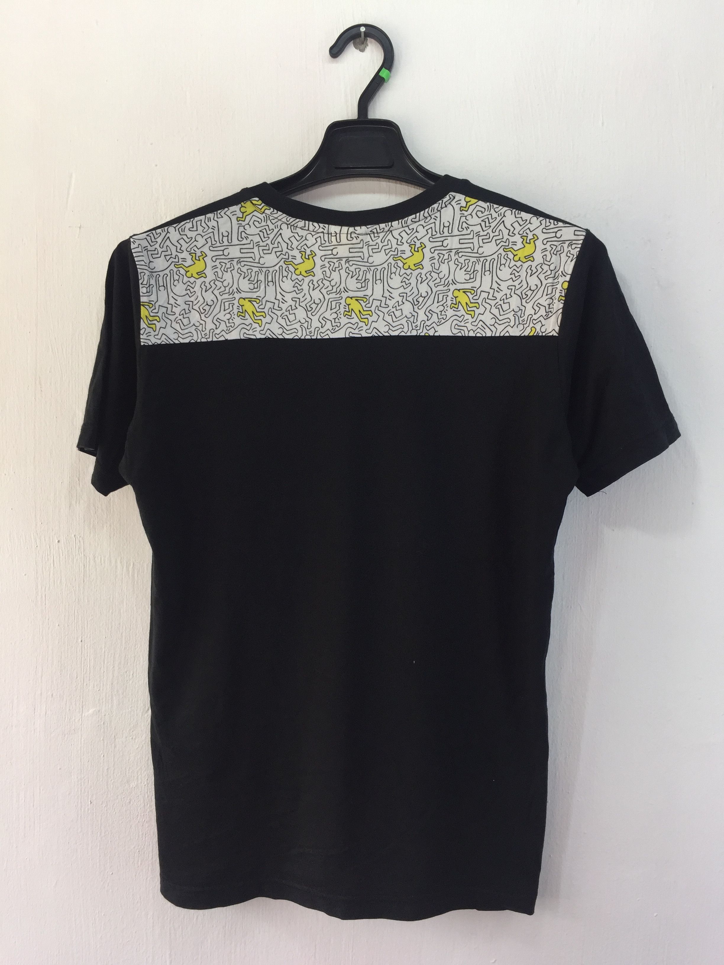 Keith Haring UNIQLO X KEITH HARING SINGLE POCKET TEES Size US M / EU 48-50 / 2 - 2 Thumbnail