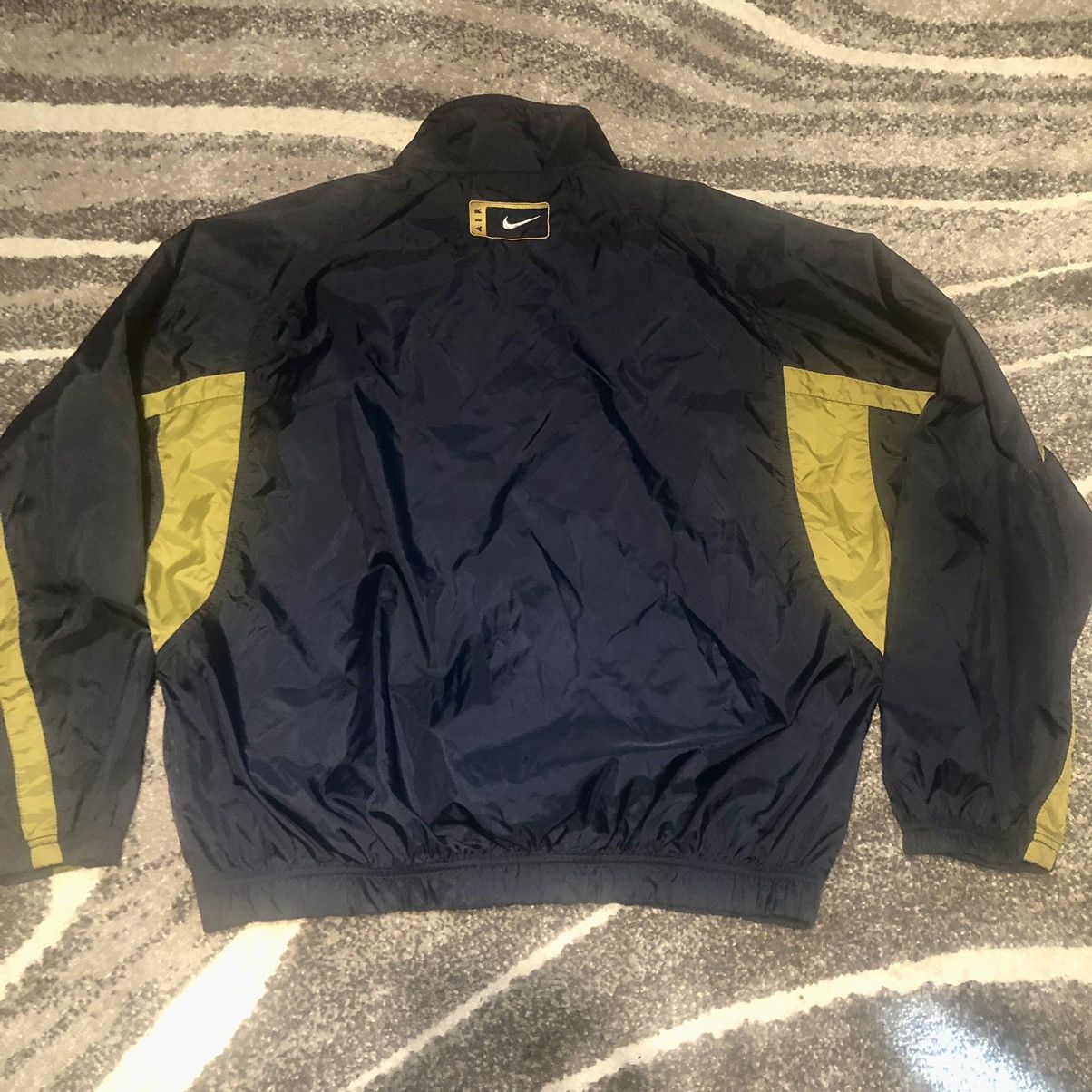 Nike Nike vintage lightweight windbreaker Size US M / EU 48-50 / 2 - 2 Thumbnail