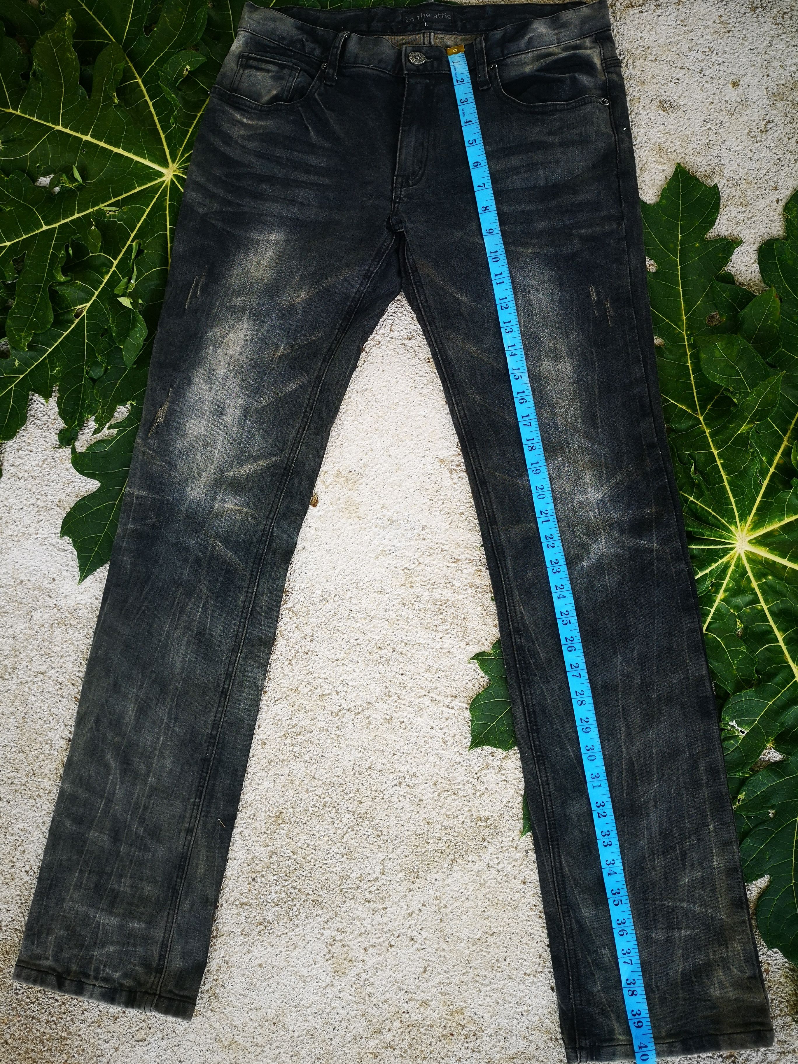 In The Attic In the attic Distressed Denim Stone Wash Size US 31 - 12 Thumbnail