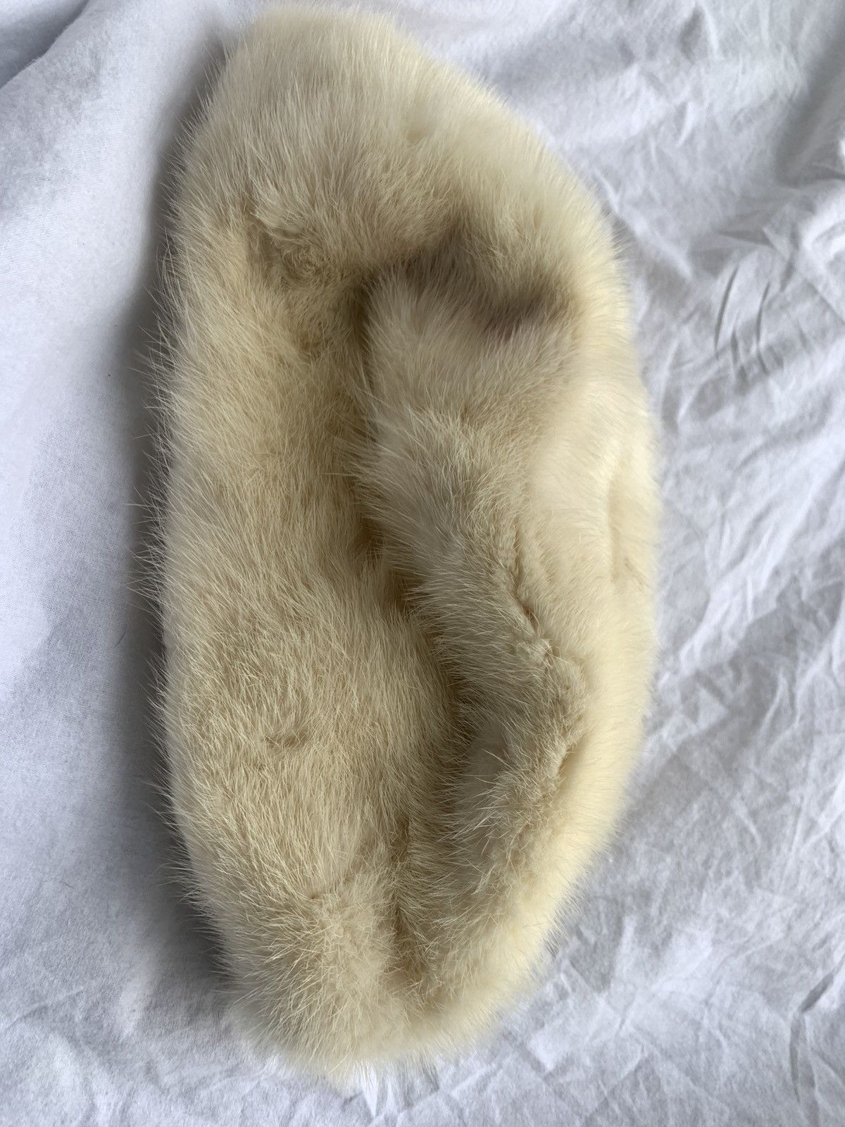 Yohji Yamamoto White AW2000 fur hat Size ONE SIZE - 2 Thumbnail