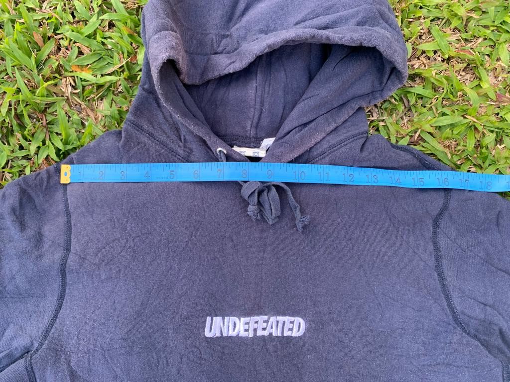 Undefeated Vintage Undefeated Hoodie small Logo Size US M / EU 48-50 / 2 - 13 Thumbnail