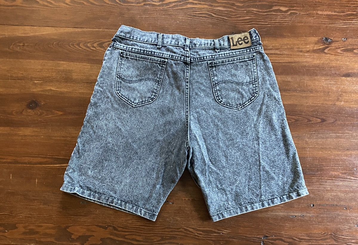 Lee Vintage 80’s Lee Riders Charcoal Acid Wash Denim Jean Shorts Size US 37 - 2 Thumbnail