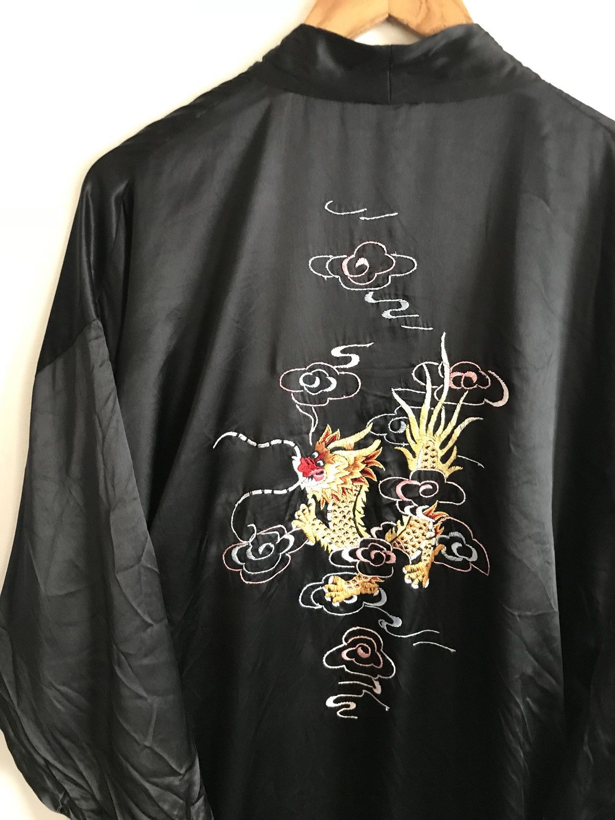 Japanese Brand Hand Embroidered Dragon Long Silk Black Kimono Cardigan Size US M / EU 48-50 / 2 - 2 Thumbnail