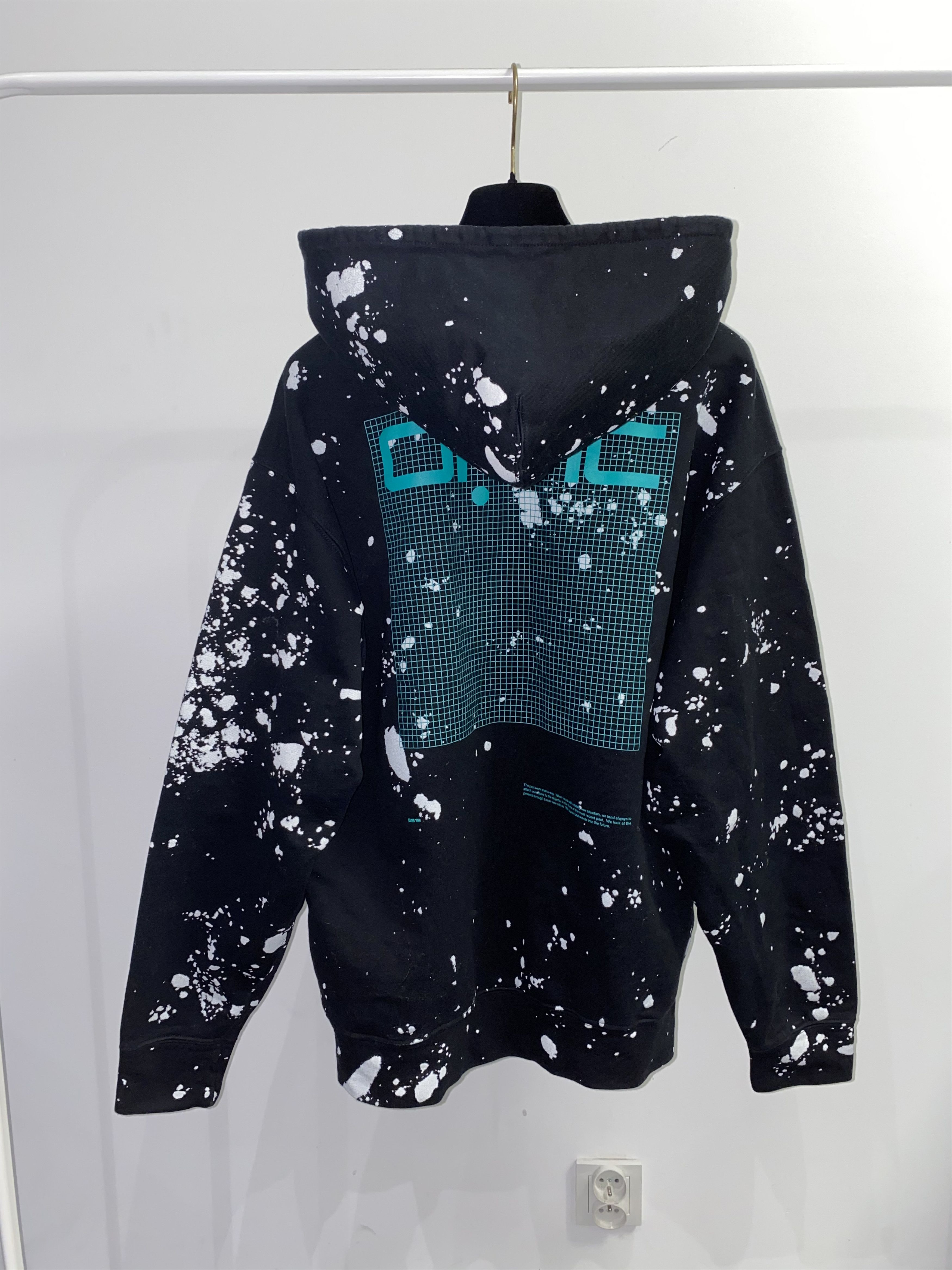 OAMC SS19 OAMC Bleached Big Logo Hoodie Size US M / EU 48-50 / 2 - 4 Thumbnail
