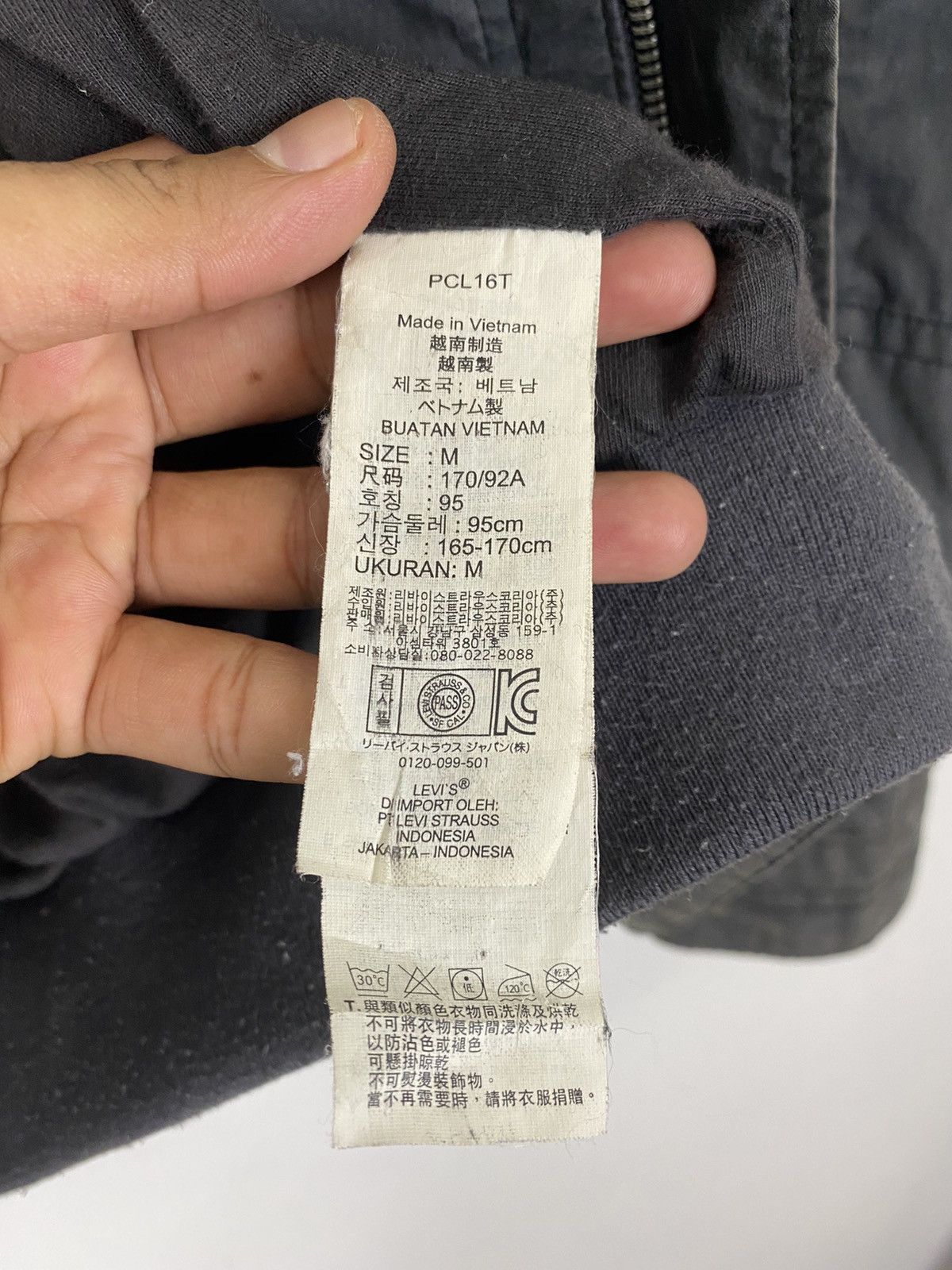 Levi's LEVIS BOMBER STYLE JACKET Size US M / EU 48-50 / 2 - 15 Thumbnail