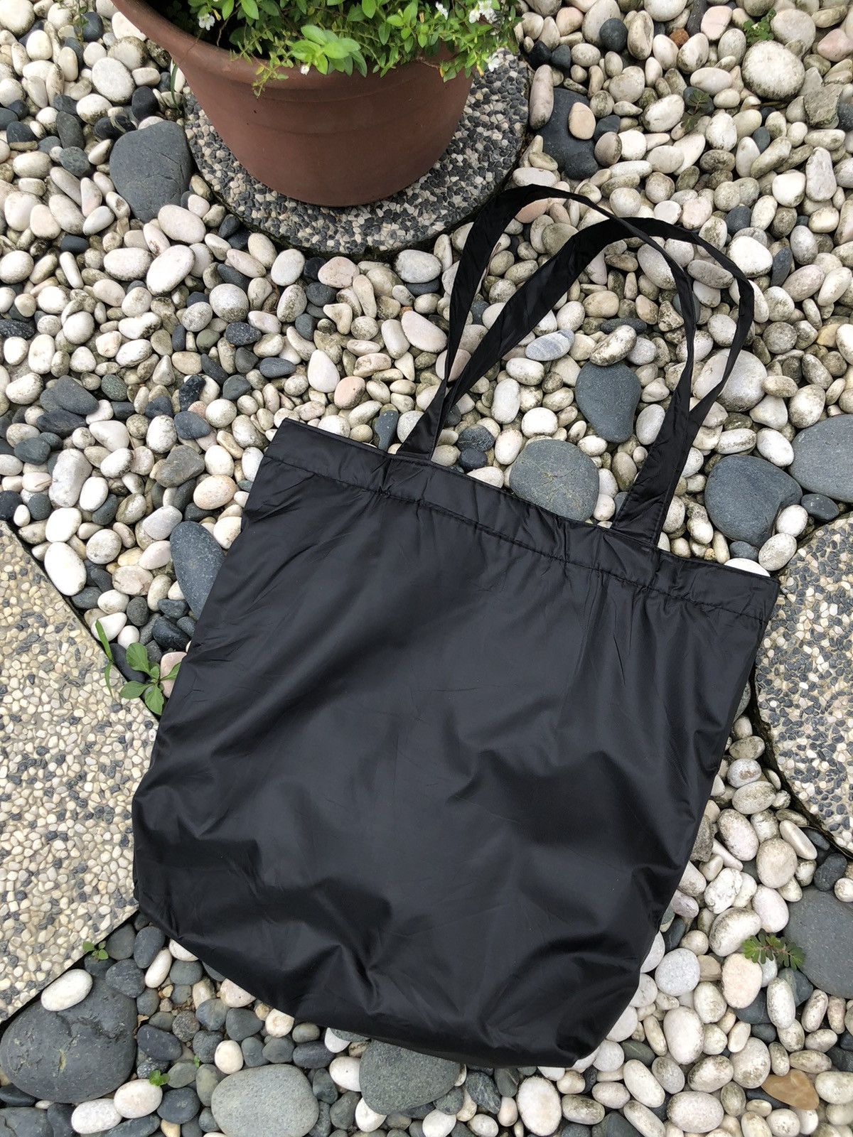 Japanese Brand MASTERMIND WORLD TOTE BAG ( MAGAZINE ) Size ONE SIZE - 2 Thumbnail