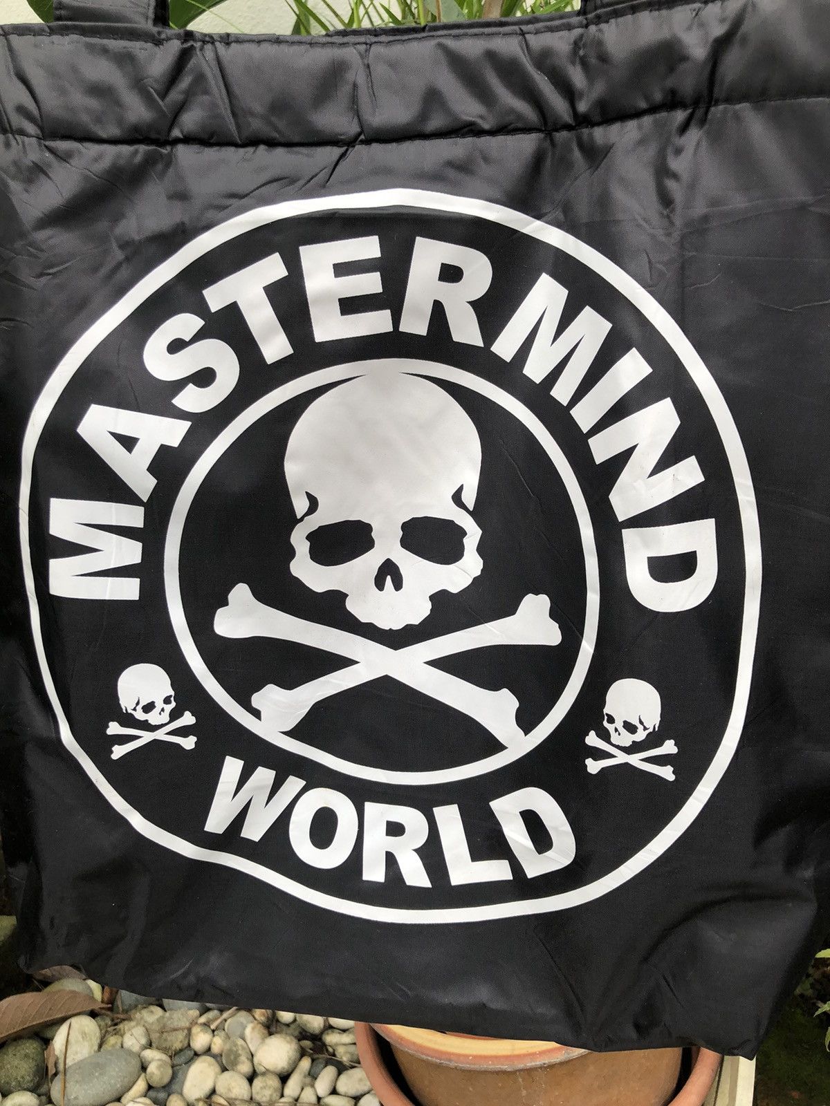 Japanese Brand MASTERMIND WORLD TOTE BAG ( MAGAZINE ) Size ONE SIZE - 3 Thumbnail