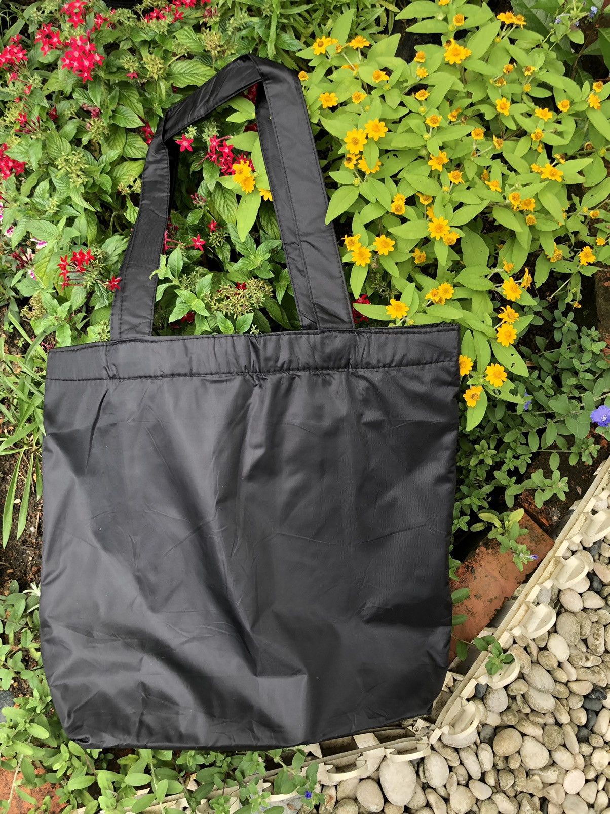 Japanese Brand MASTERMIND WORLD TOTE BAG ( MAGAZINE ) Size ONE SIZE - 2 Thumbnail