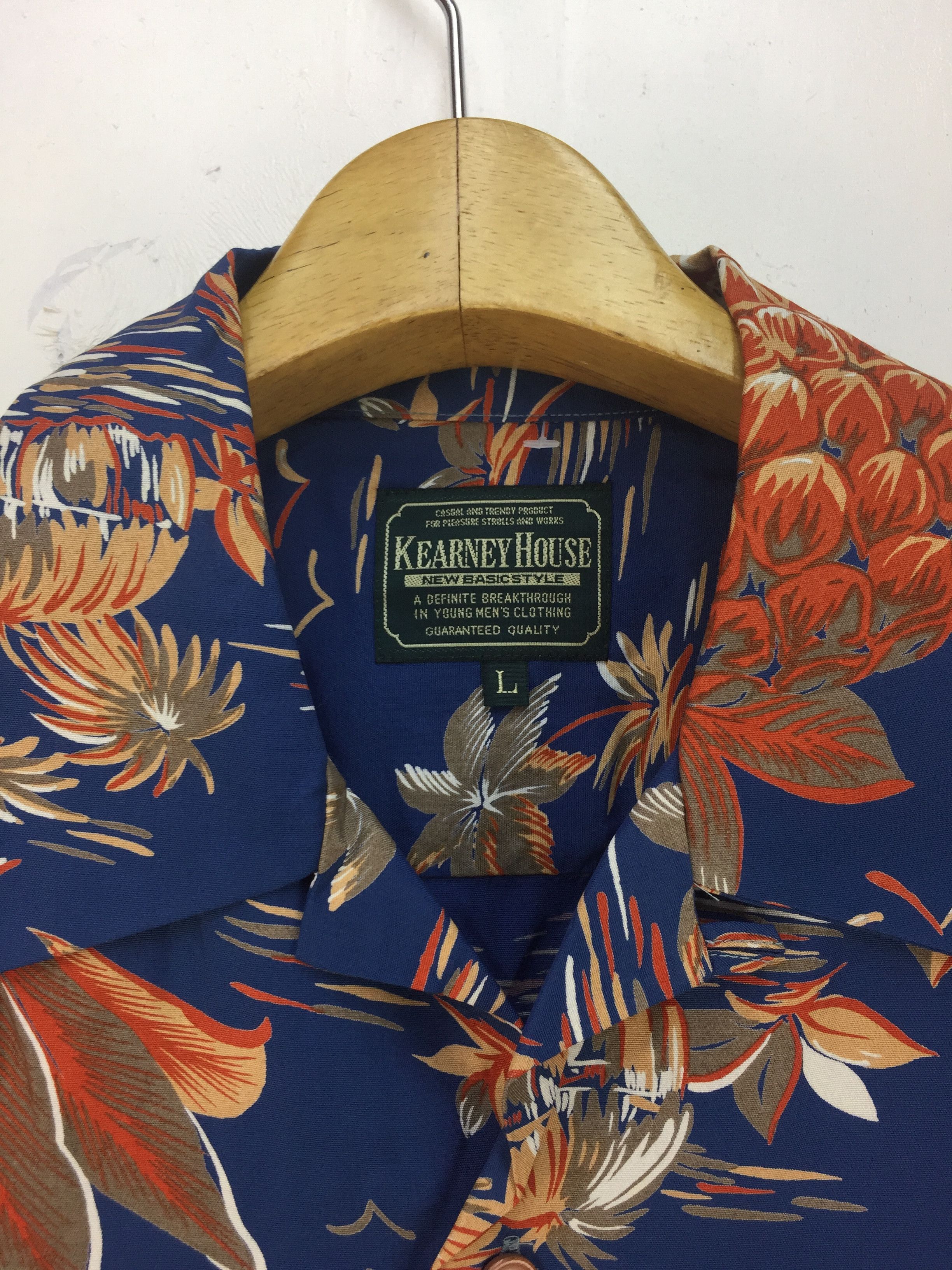 VINTAGE KEARNEY HOUSE RAYON HAWAIIAN SHIRT