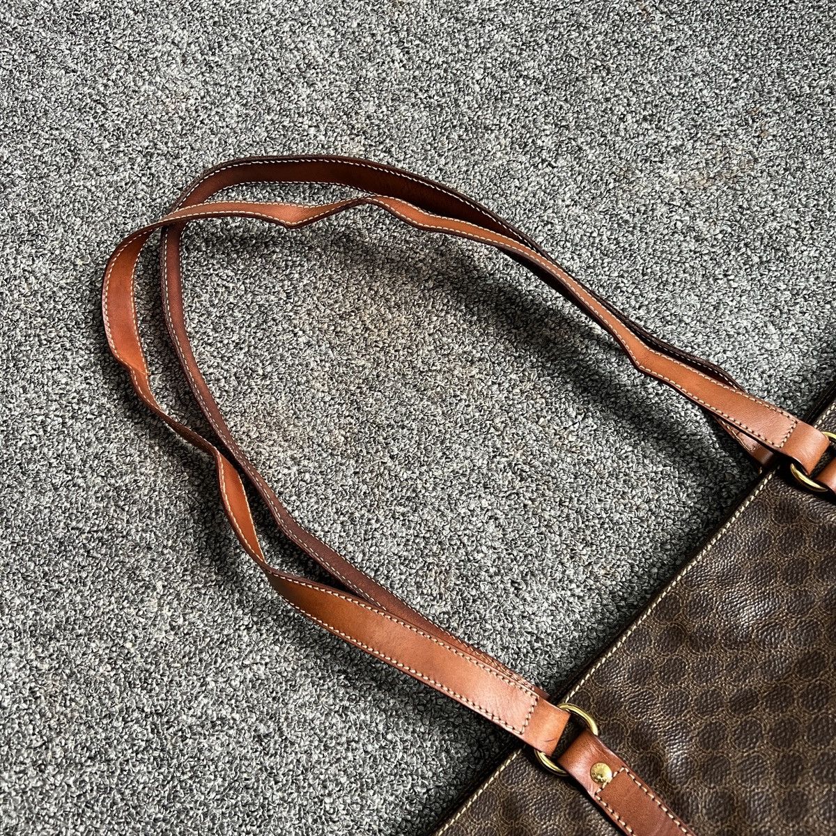 Celine × Hedi Slimane Authentic Celine Triomphe Monogram Shoulder Bag Size ONE SIZE - 16 Thumbnail