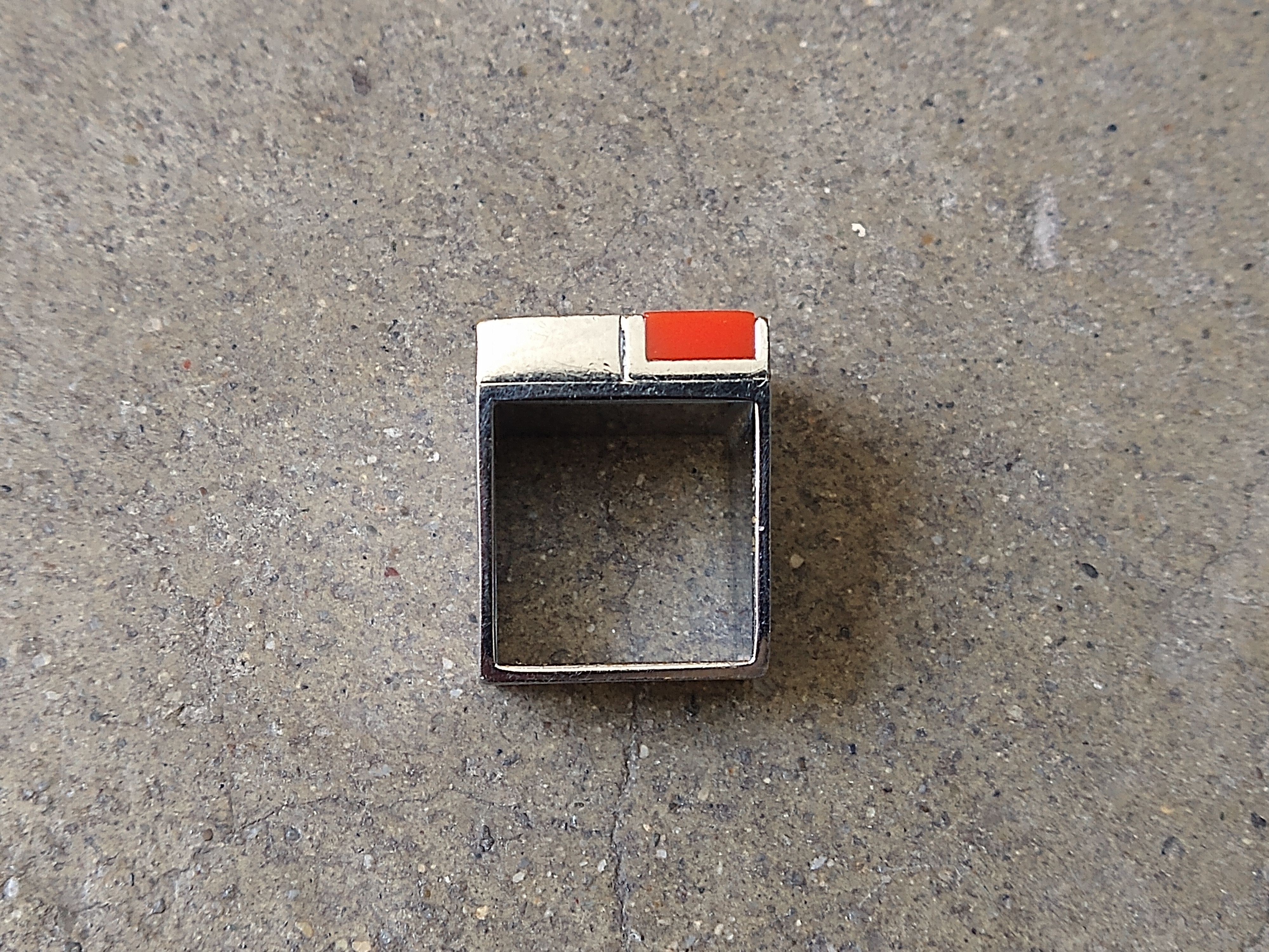 Jewelry Square Ring Size 7.5 Red Acrylic Avant Garde Modern Size ONE SIZE - 8 Thumbnail