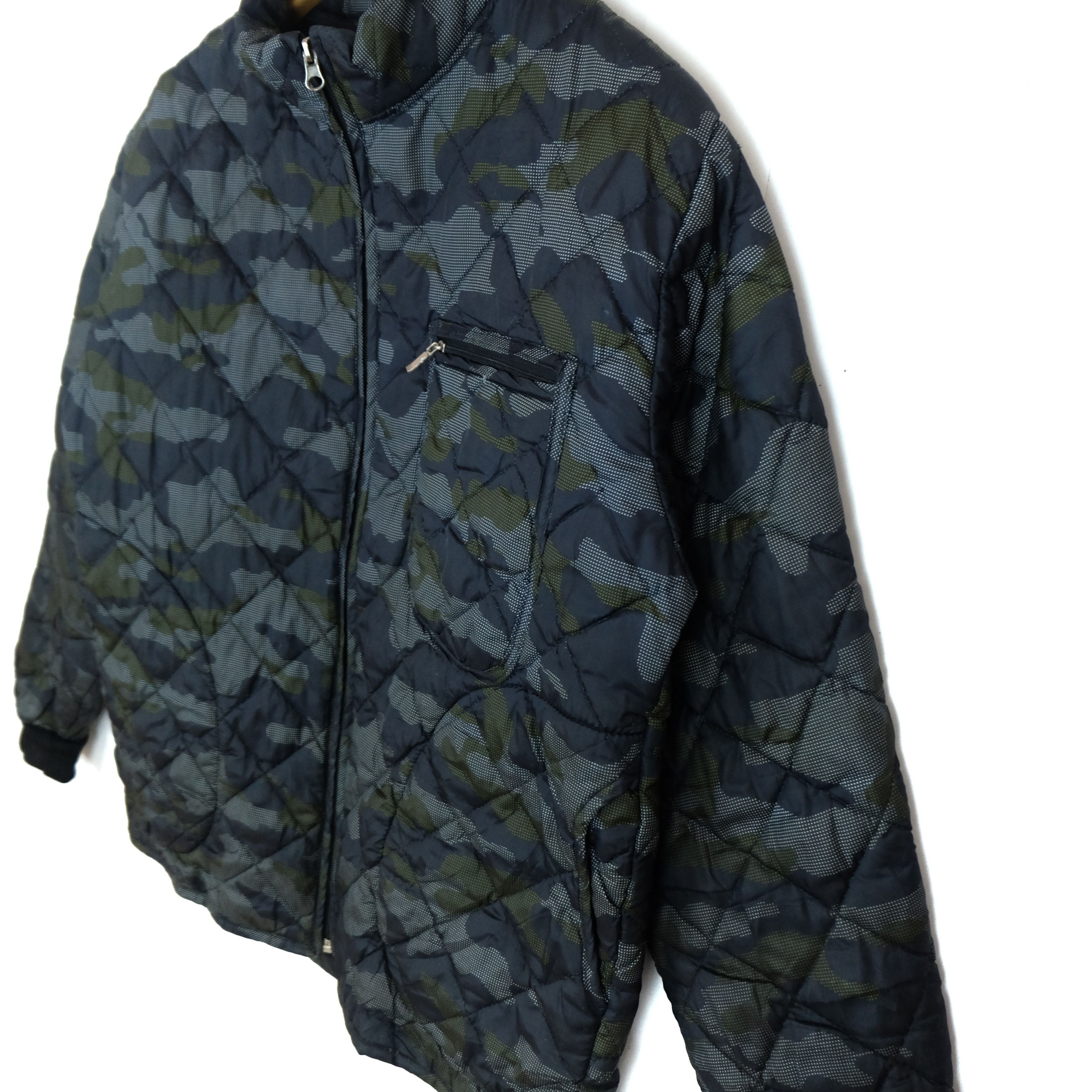 Japanese Brand MILITARY Army Camouflage Puffer Jacket Size US L / EU 52-54 / 3 - 5 Thumbnail