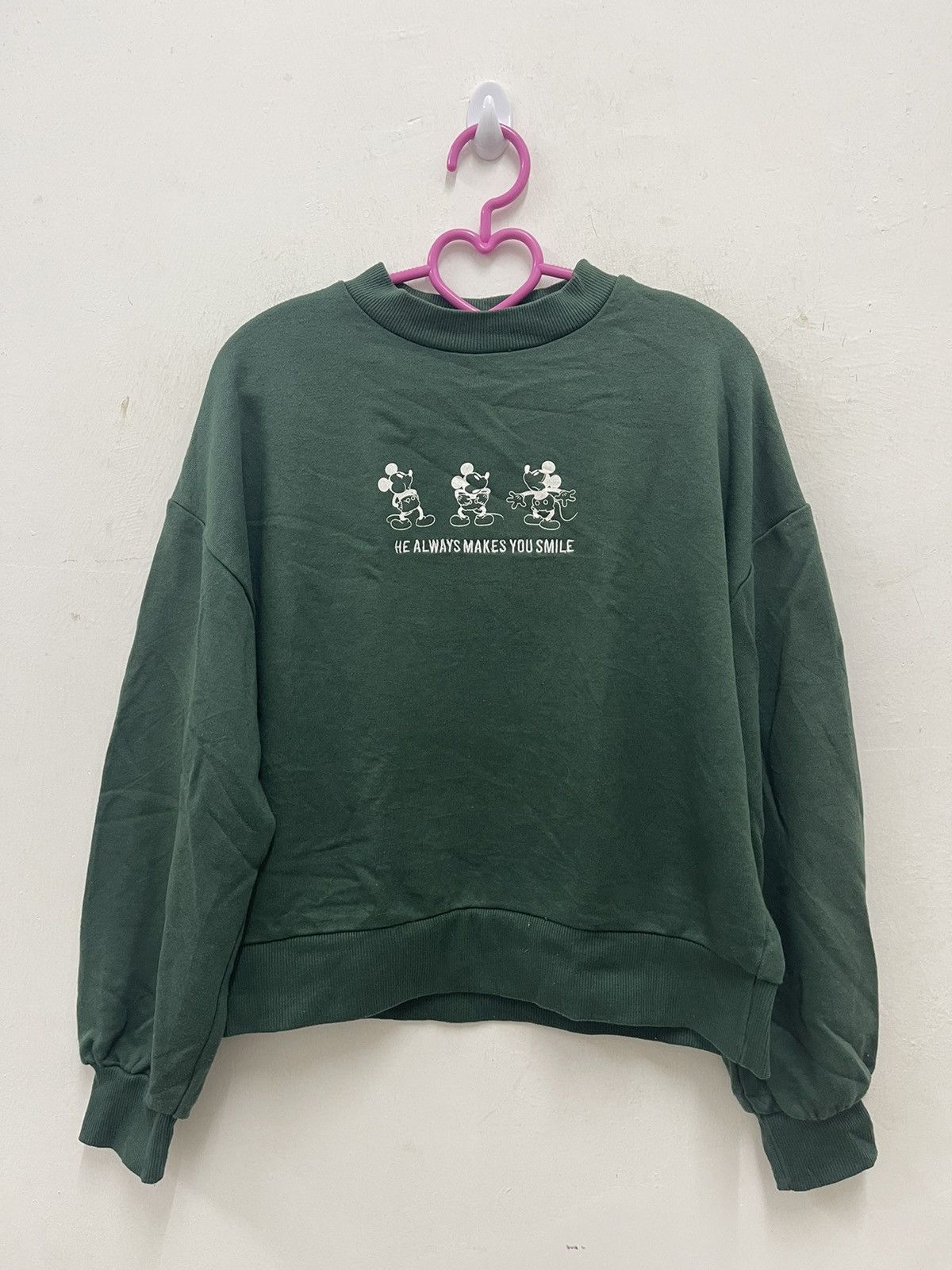 Rare DISNEY Mickey Mouse Sweatshirt