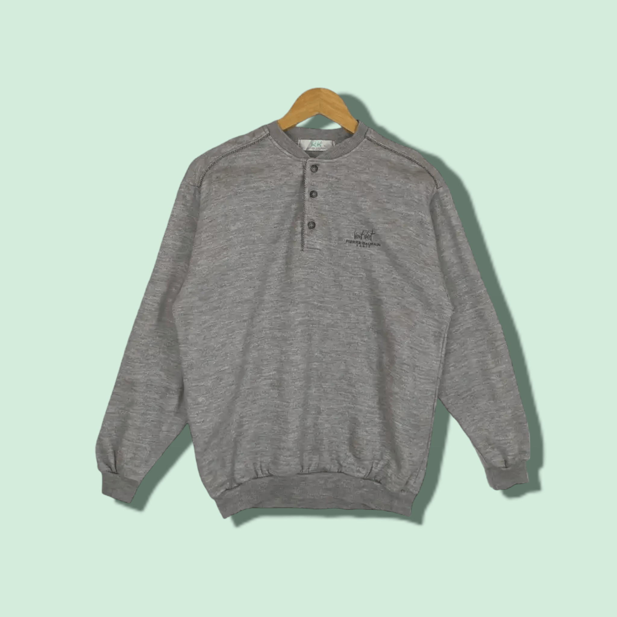 image of Vintage Pierre Balmain Vent Vert Jumper Sweatshirt in Grey, Men's (Size Small)