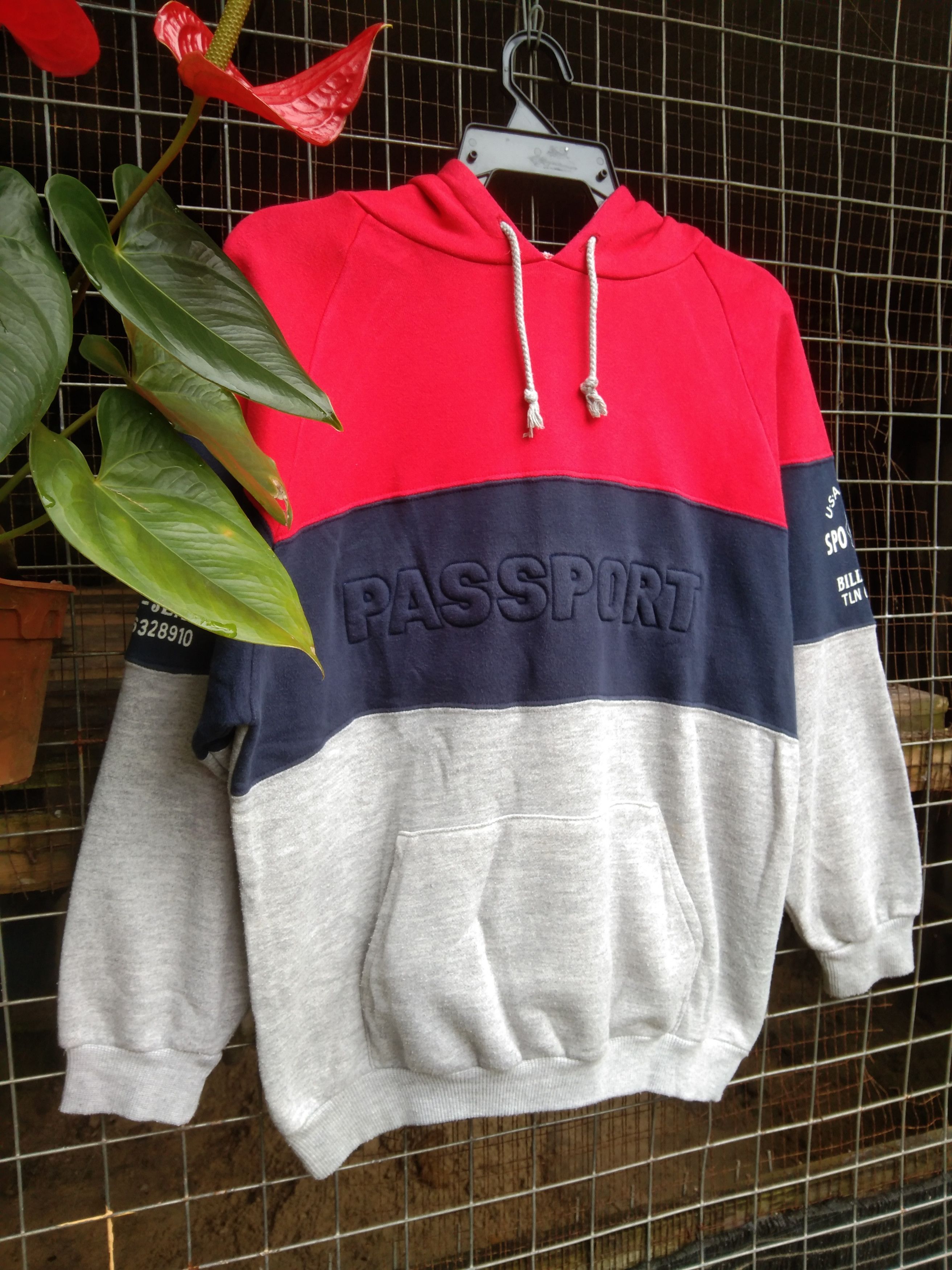 Passport Pass~Port Glint Zip Hoodie - Black XL | Grailed