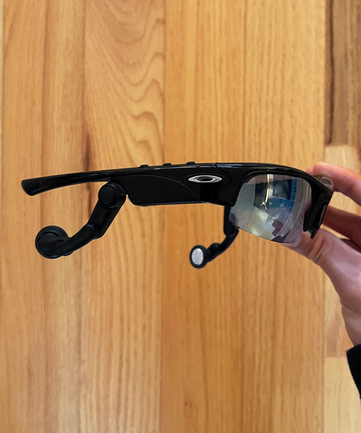image of 2004 Oakley “Thump” Mp3 Headphone Sunglasses in Black, Men's