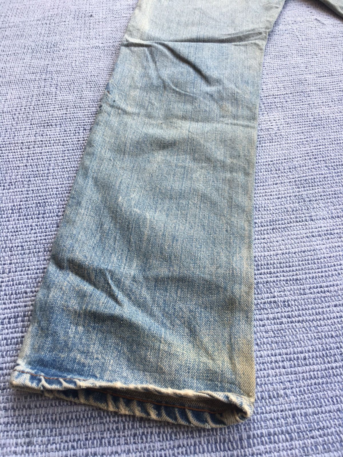 Levi's Vintage Clothing vintage levi’s button #8 Size US 30 / EU 46 - 11 Thumbnail
