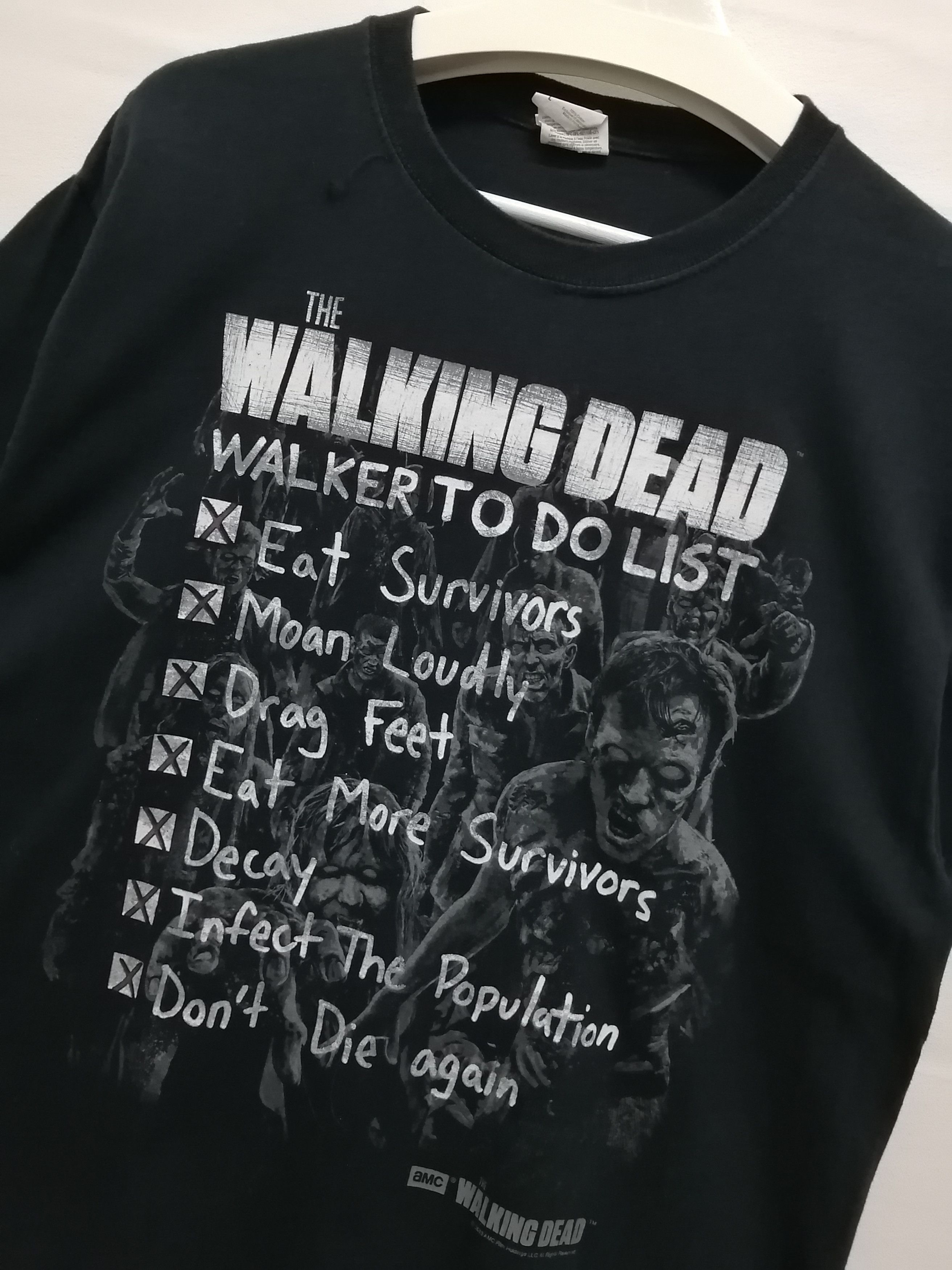 Vintage THE WALKING DEAD Tshirt - Size L Size US L / EU 52-54 / 3 - 4 Thumbnail