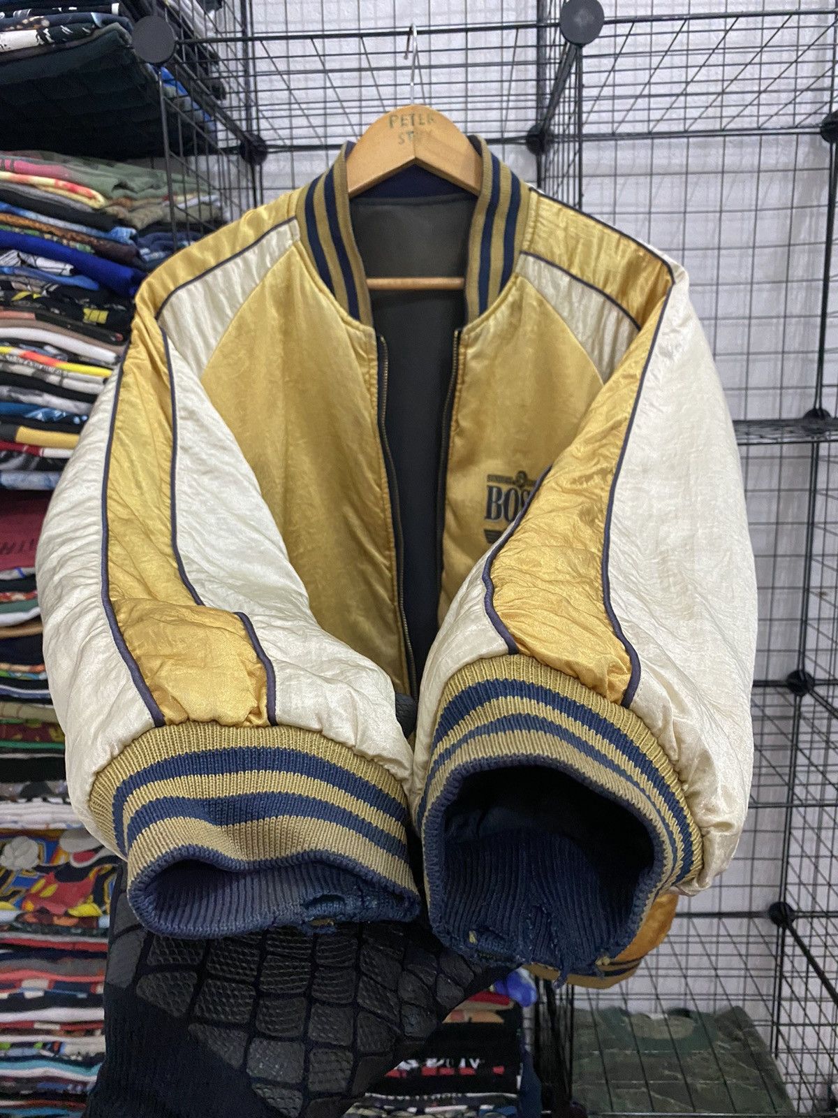 Vintage VINTAGE SUNTORY COFFEE REVERSIBLE BOMBER JACKET Size US L / EU 52-54 / 3 - 5 Thumbnail