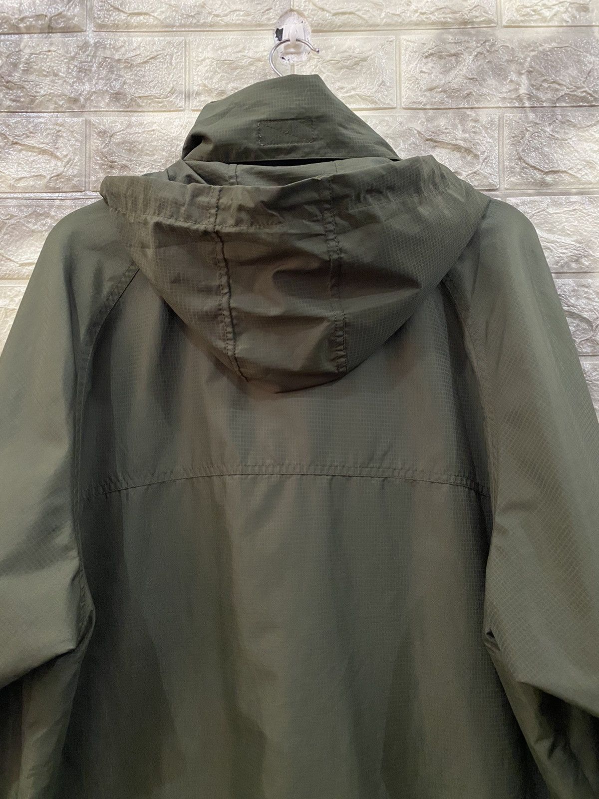Adidas Adidas windbreaker Size US L / EU 52-54 / 3 - 8 Thumbnail