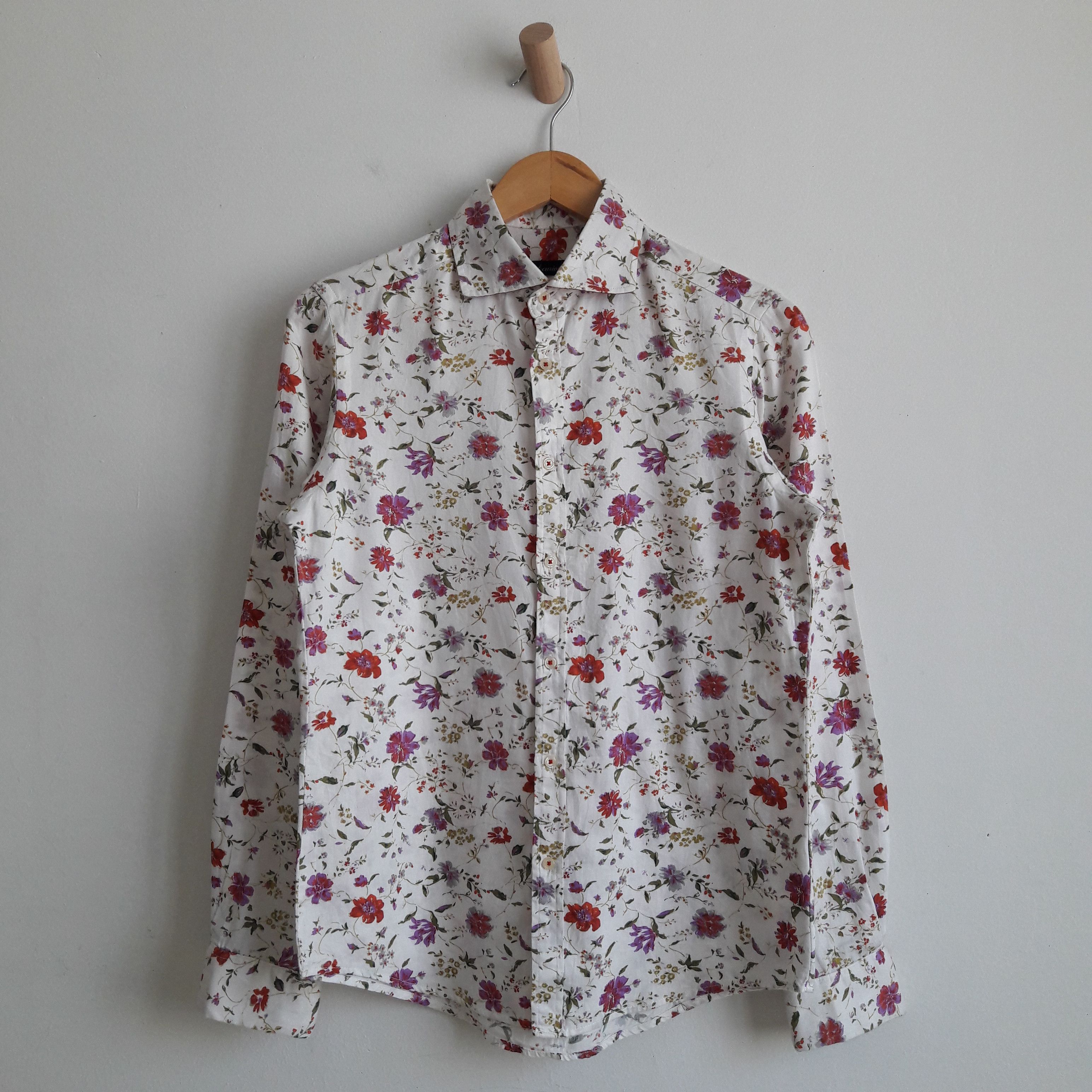 Japanese Brand 🔥Out of eutiosity floral design casual shirt Size US S / EU 44-46 / 1 - 1 Thumbnail