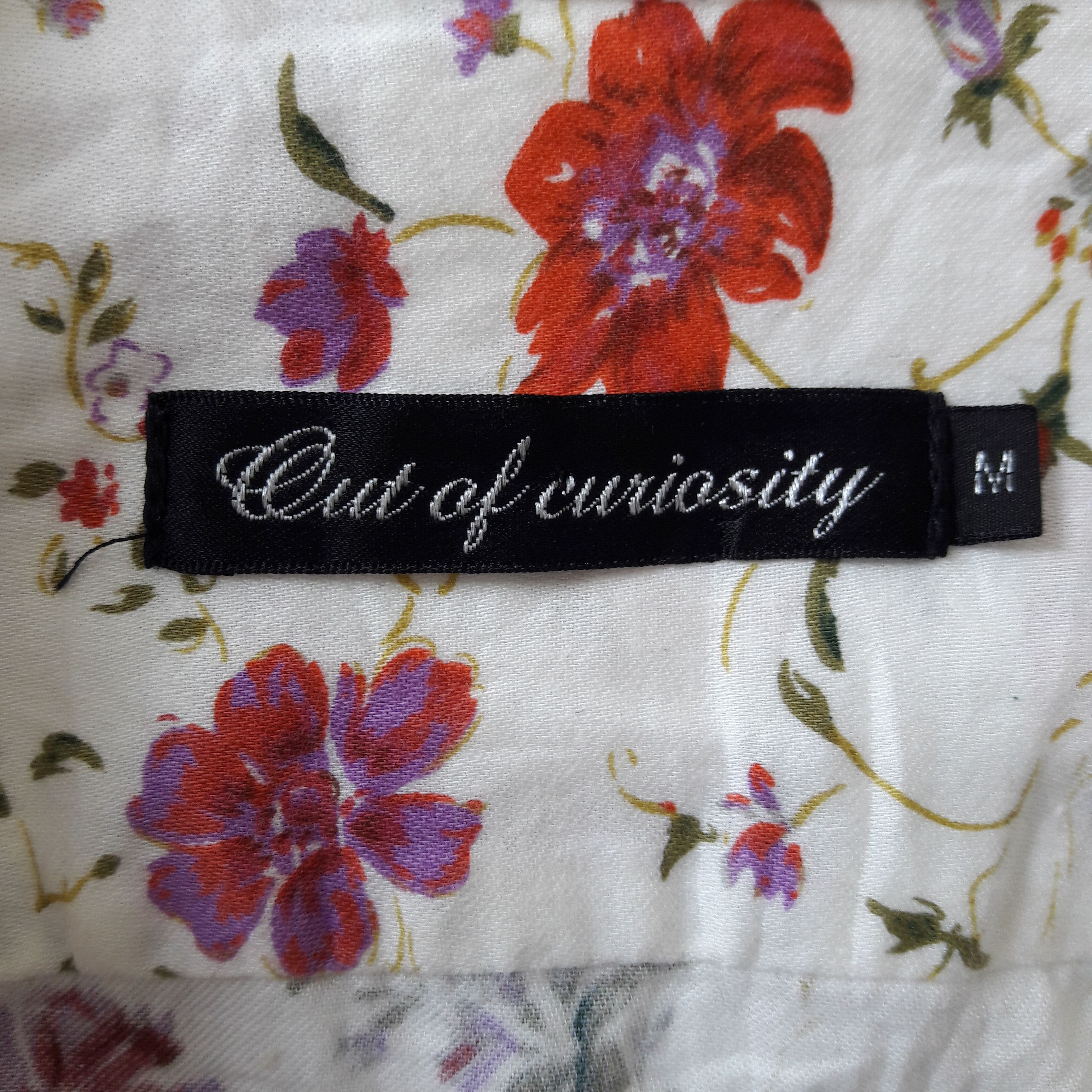 Japanese Brand 🔥Out of eutiosity floral design casual shirt Size US S / EU 44-46 / 1 - 3 Thumbnail