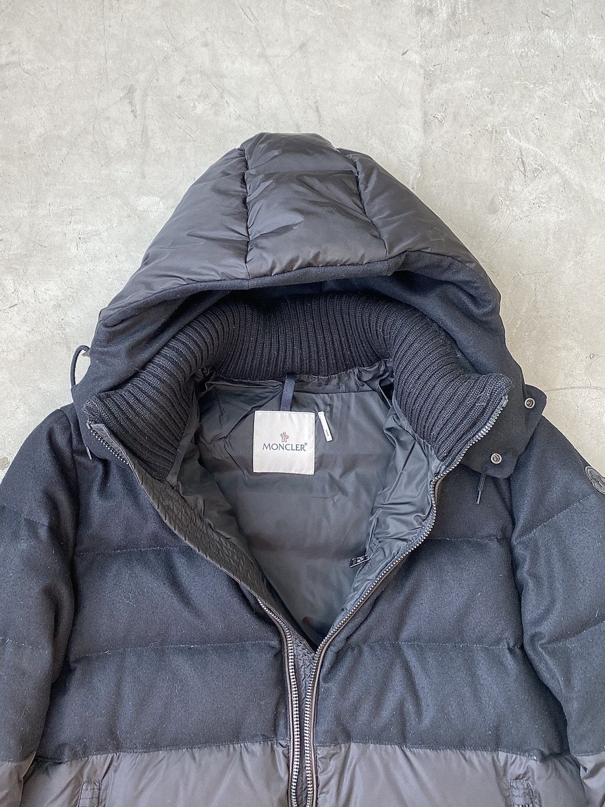 Moncler Moncler Tonal Wool & Nylon Quilted Down Jacket Size US L / EU 52-54 / 3 - 9 Thumbnail