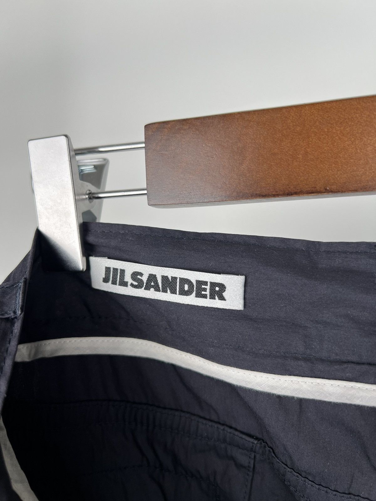 Jil Sander Jil Sander Nylon Navy Pants Size 26" / US 2 / IT 38 - 11 Thumbnail