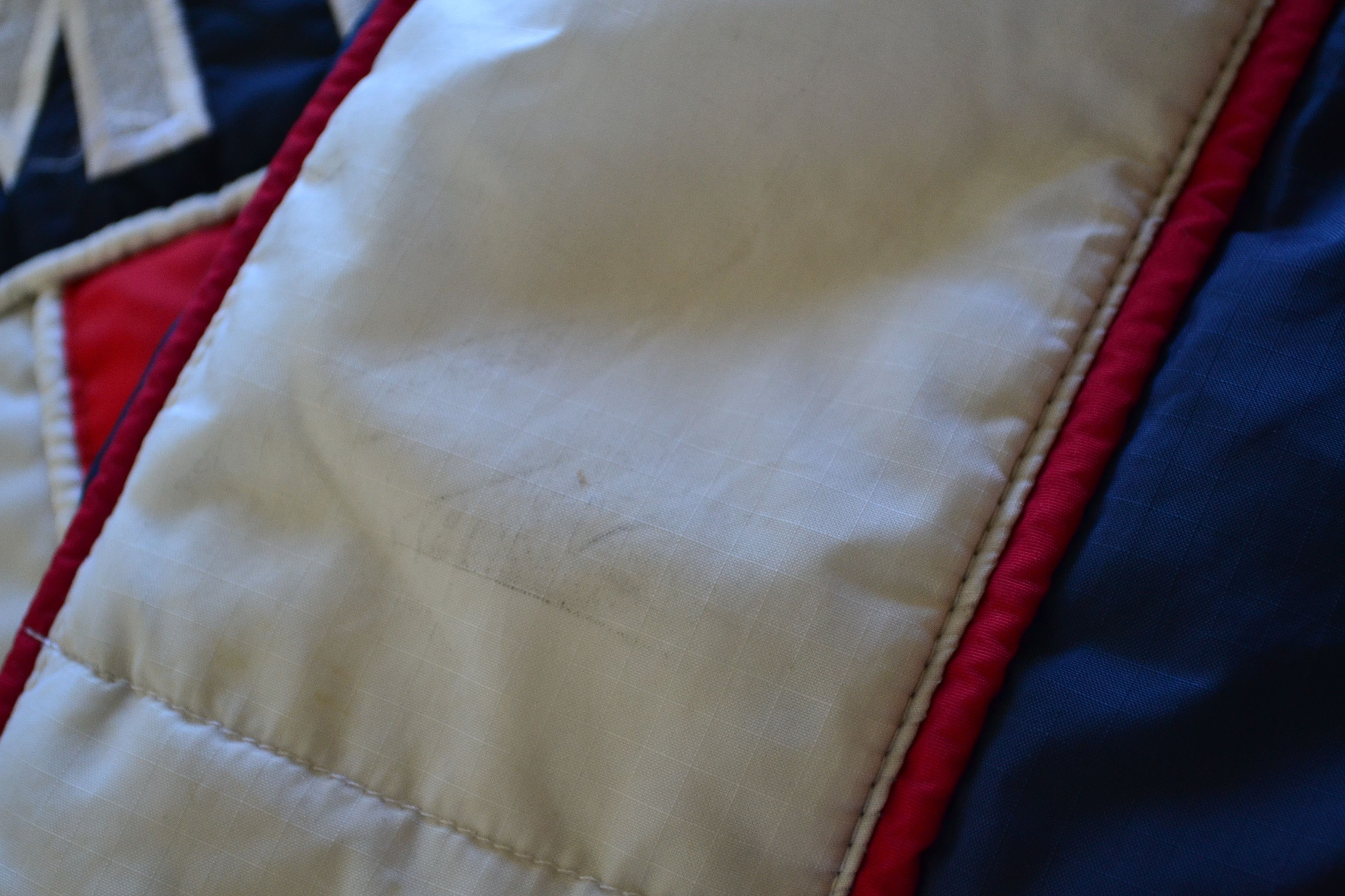 Tommy Hilfiger 🔴 Tommy Hilfiger Jacket Warm Coat Oversize Big Logo White Size US XL / EU 56 / 4 - 14 Thumbnail