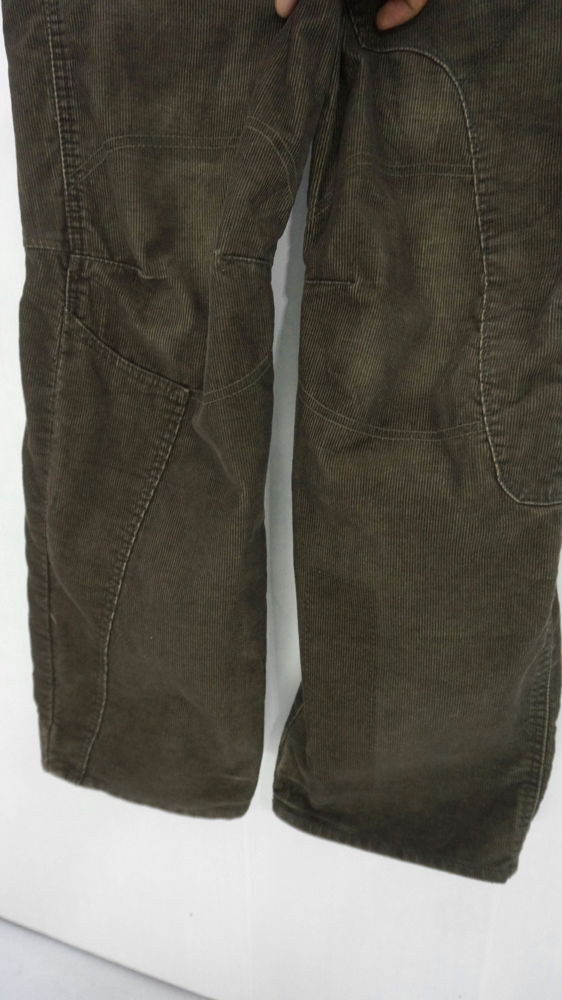 Designer × G-Star 🔥 G STAR RAW Twisted Leg Corduroy Pants Dark Olive Size US 32 / EU 48 - 6 Thumbnail