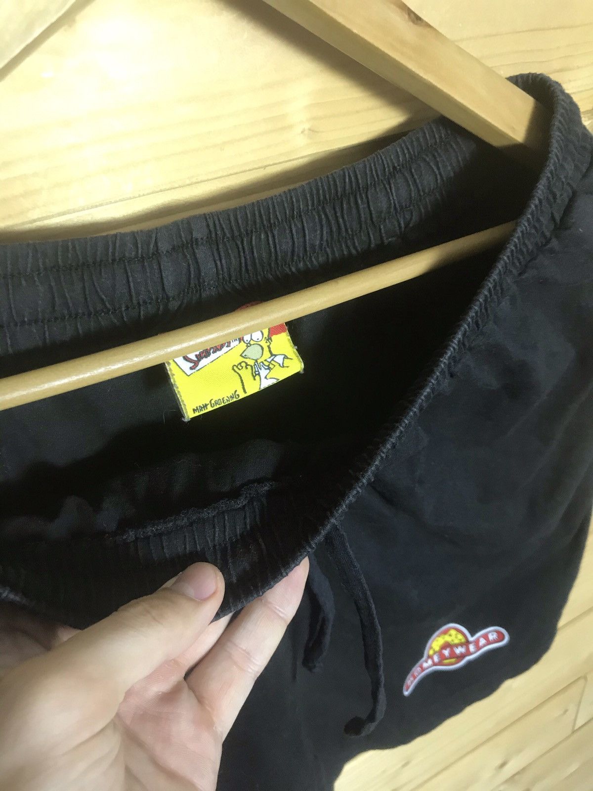 Vintage 2004 Vintage The Simpson’s shorts Size US 32 / EU 48 - 4 Thumbnail