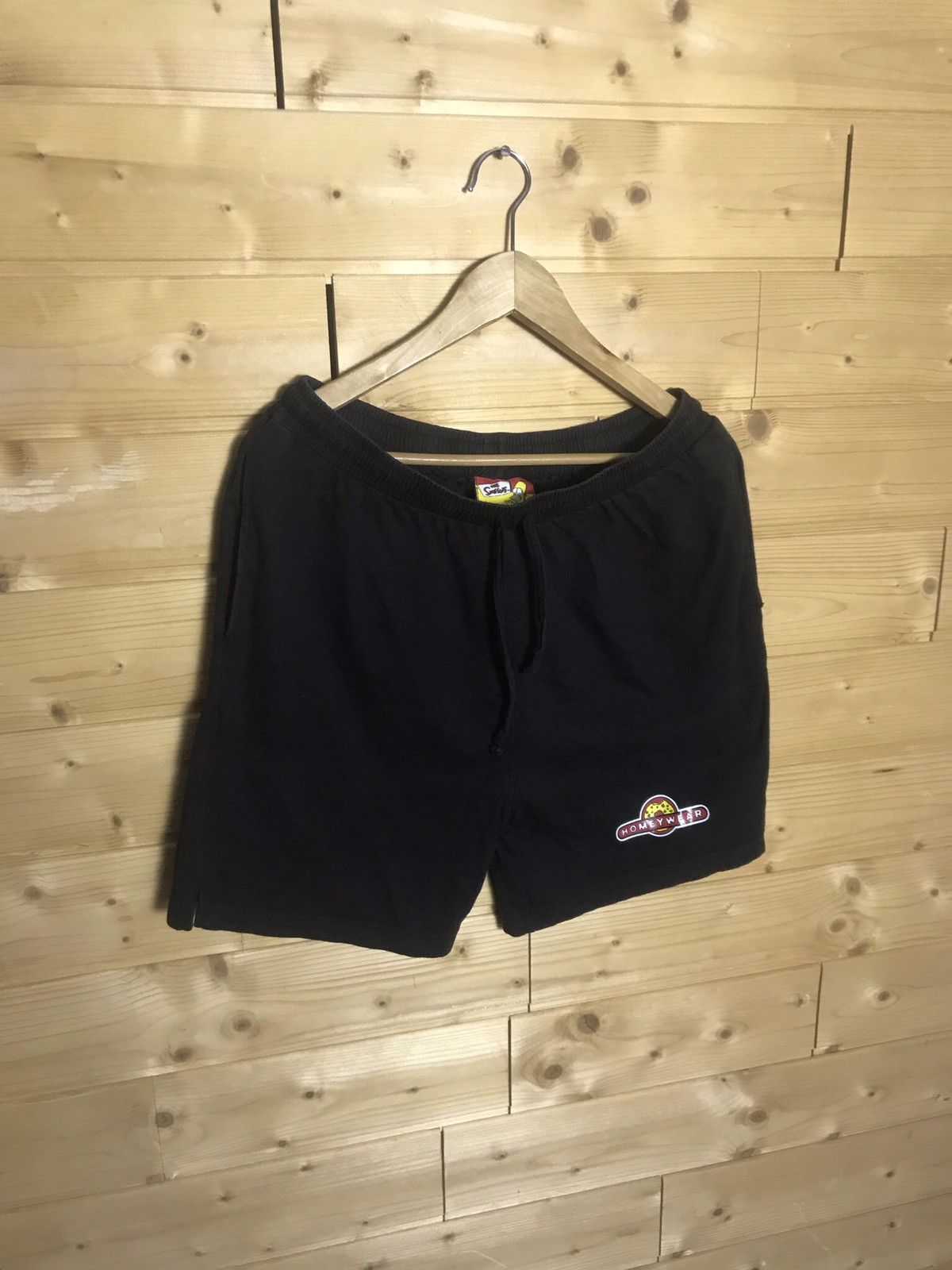 Vintage 2004 Vintage The Simpson’s shorts Size US 32 / EU 48 - 1 Thumbnail