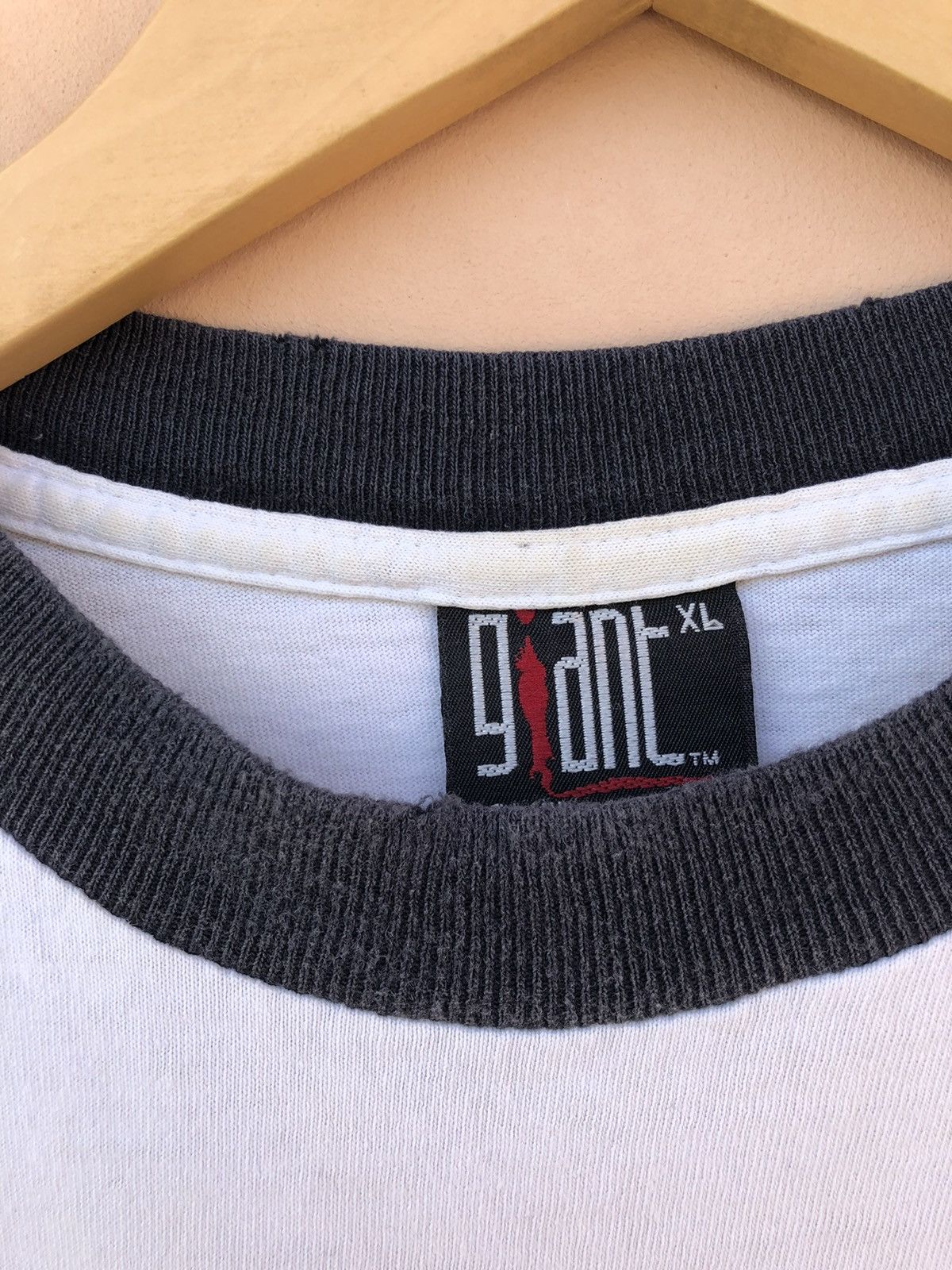 Band Tees Vintage 90s Rage Against the Machine Earth Tank Top Tee Size US XL / EU 56 / 4 - 15 Thumbnail