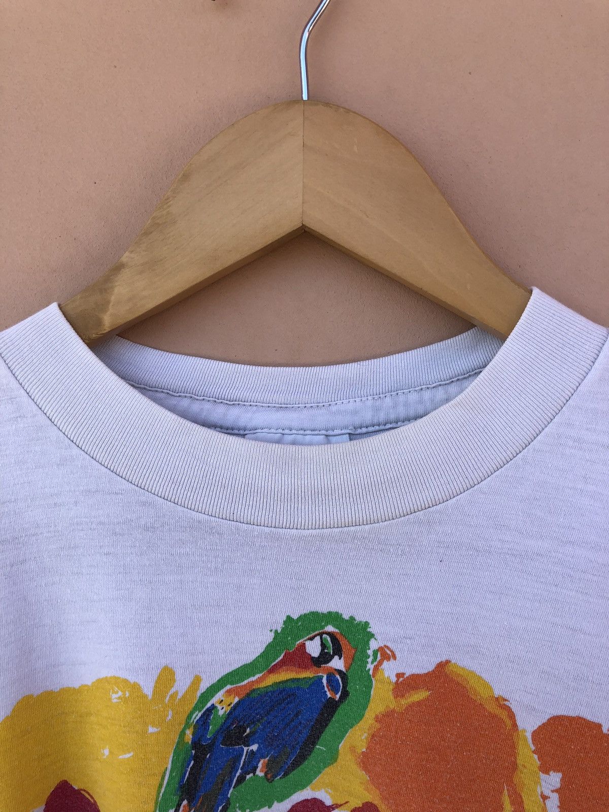 Fuck Art, Make Tees Vintage 90s Cream Tea London Parrots Arias Art White Tee Size US XL / EU 56 / 4 - 14 Thumbnail