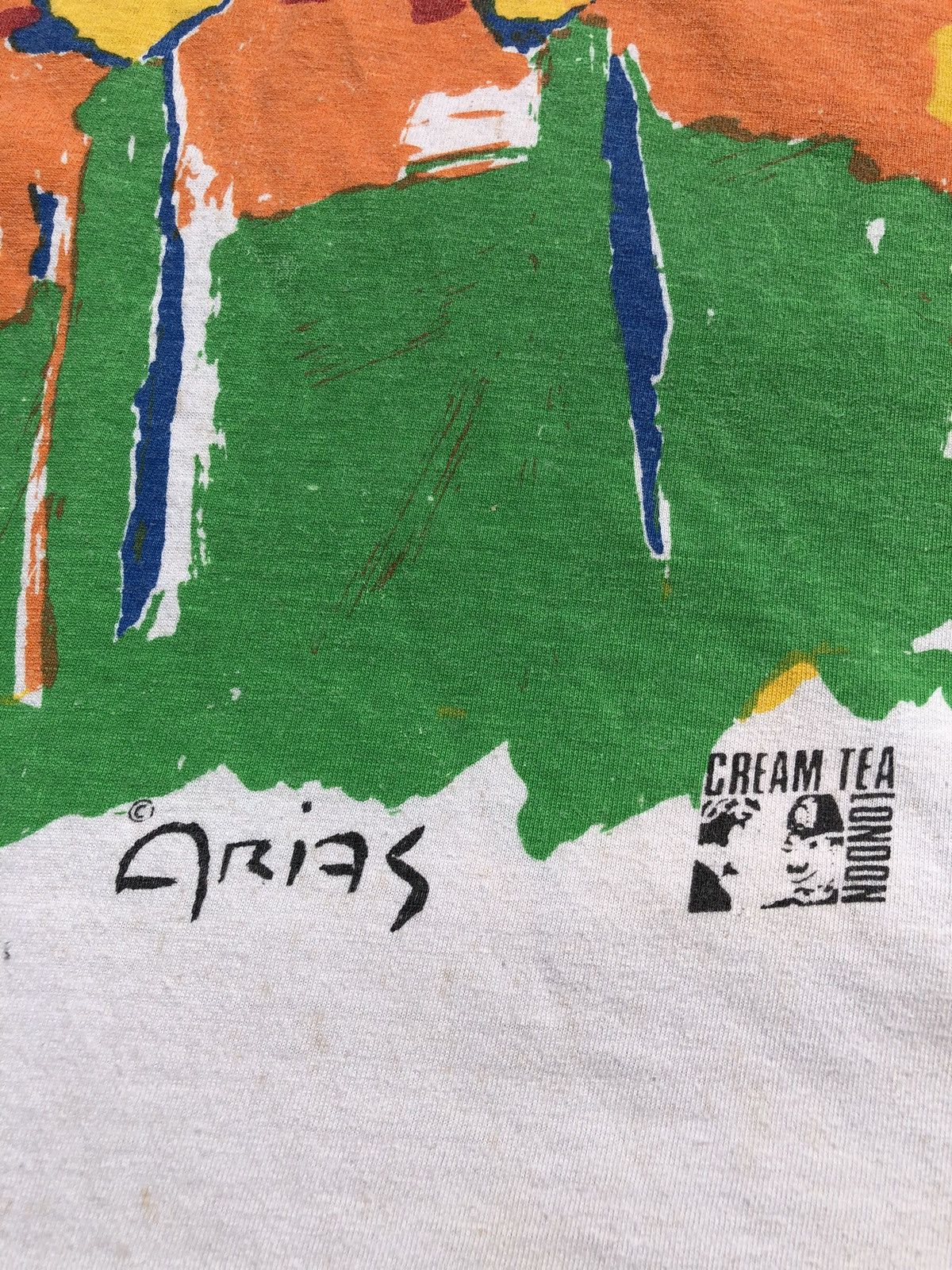 Fuck Art, Make Tees Vintage 90s Cream Tea London Parrots Arias Art White Tee Size US XL / EU 56 / 4 - 8 Thumbnail