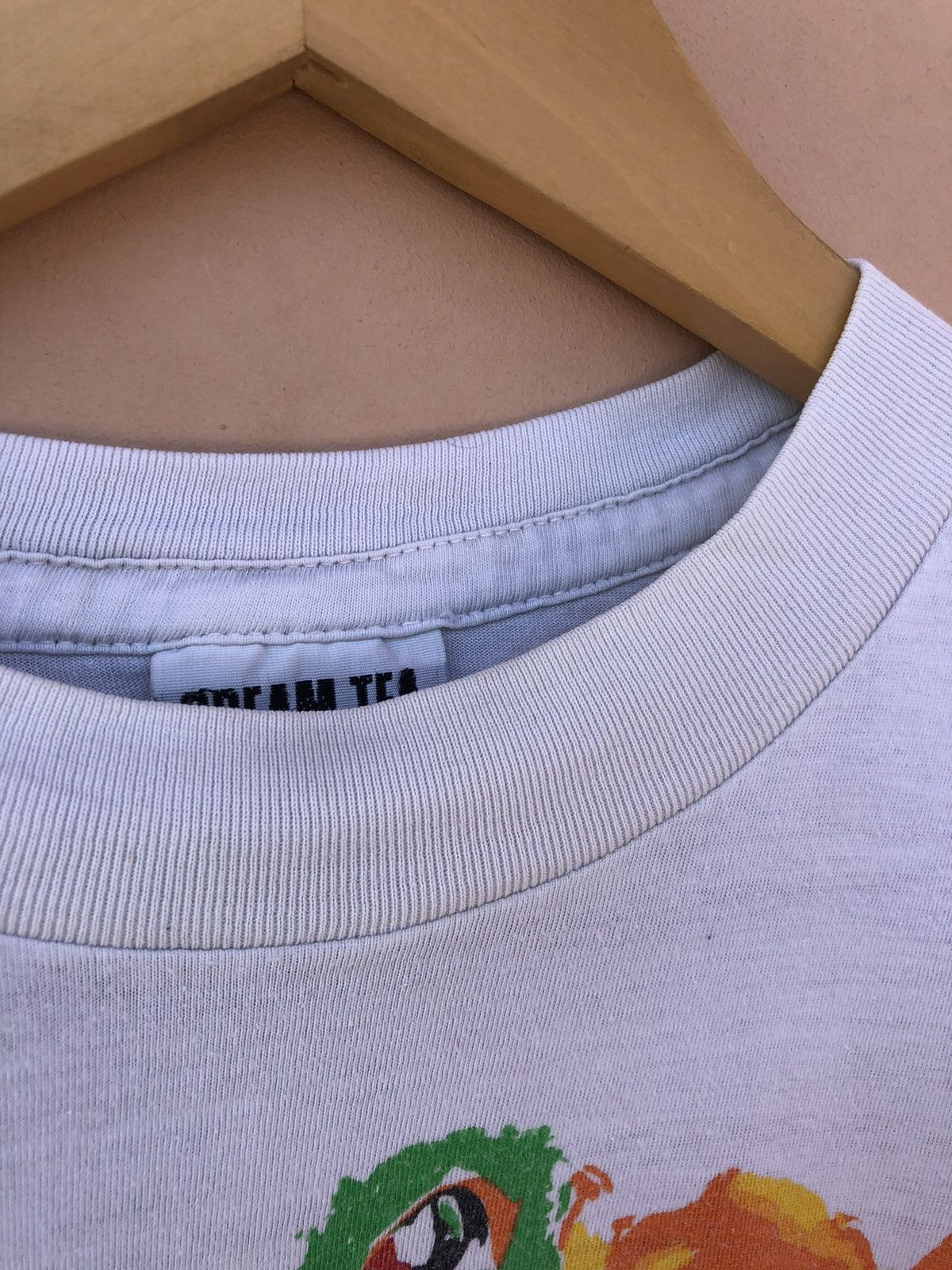 Fuck Art, Make Tees Vintage 90s Cream Tea London Parrots Arias Art White Tee Size US XL / EU 56 / 4 - 15 Thumbnail