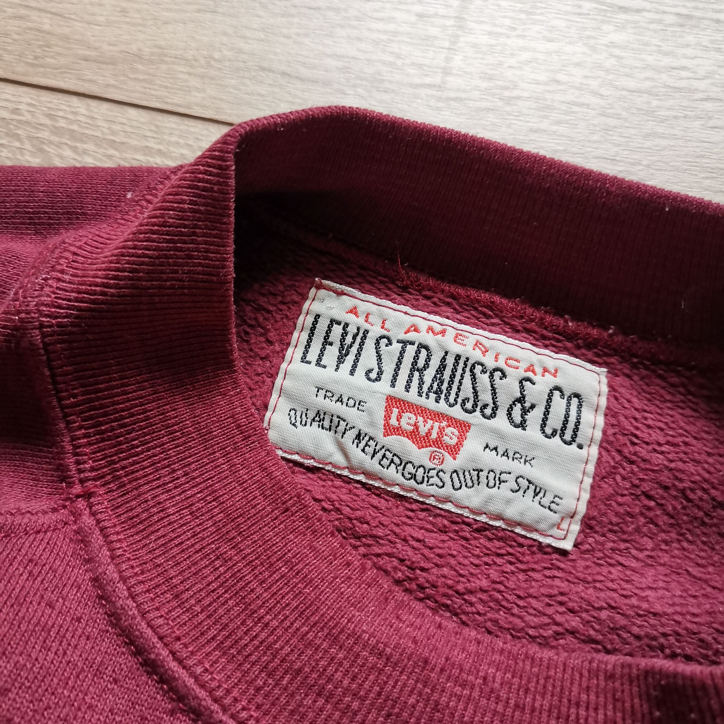 Levi's Levi Strauss vintage 90s 80s red big logo sweatshirt Size US L / EU 52-54 / 3 - 3 Thumbnail