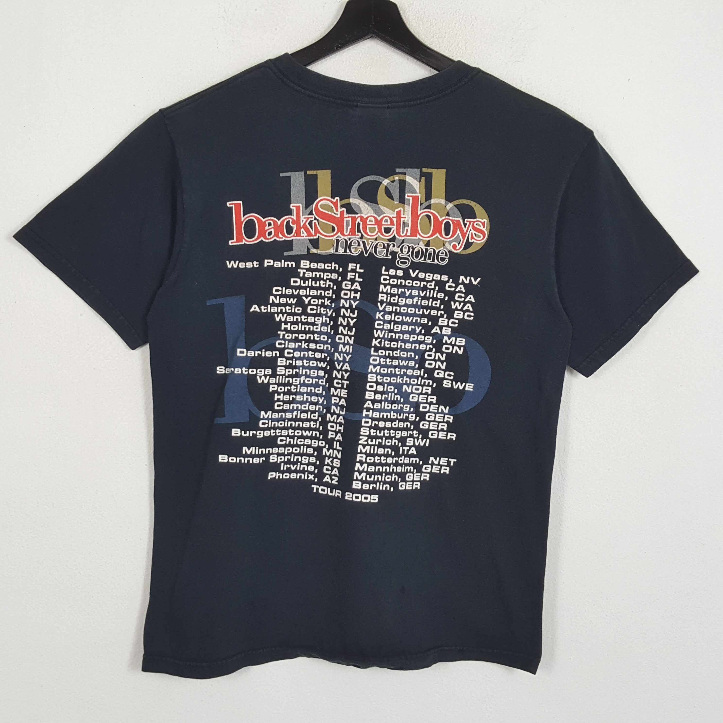 Band Tees × Vintage BACK STREET BOYS Never Gone Band Tour Vintage Tshirt Size US M / EU 48-50 / 2 - 3 Thumbnail