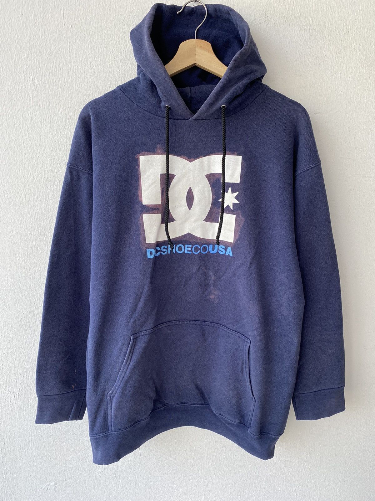 DC Vintage 90s Sunfaded DC Big Logo Pullover Hoodies Size US M / EU 48-50 / 2 - 3 Thumbnail