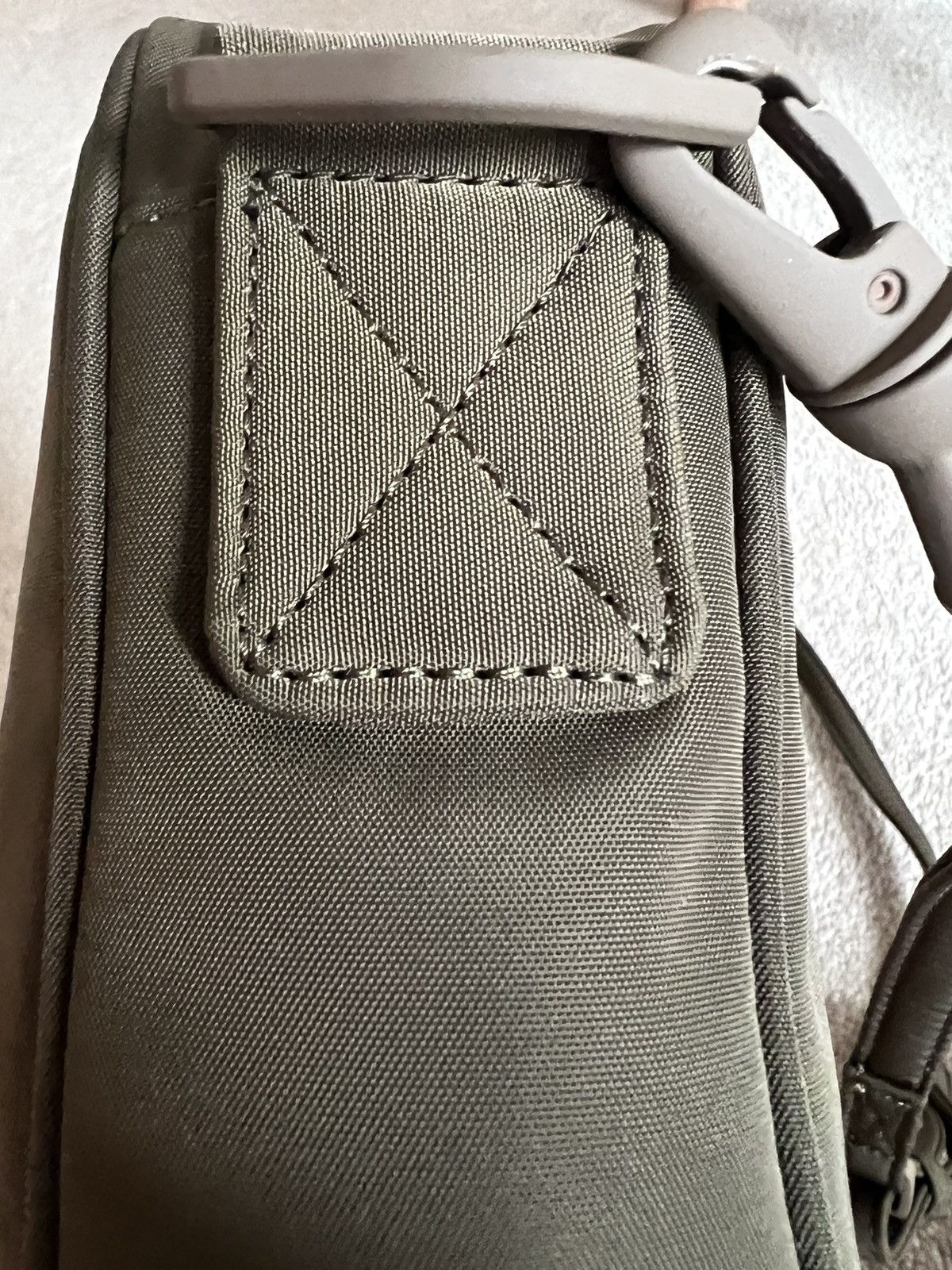 Yeezy Yeezy Season 6 Crossbody Bag NEW Size ONE SIZE - 19 Thumbnail