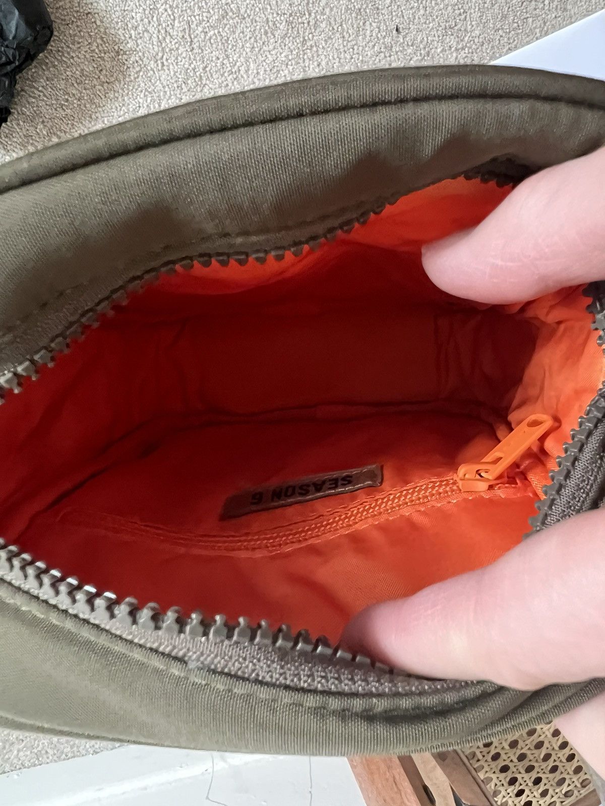 Yeezy Yeezy Season 6 Crossbody Bag NEW Size ONE SIZE - 16 Thumbnail