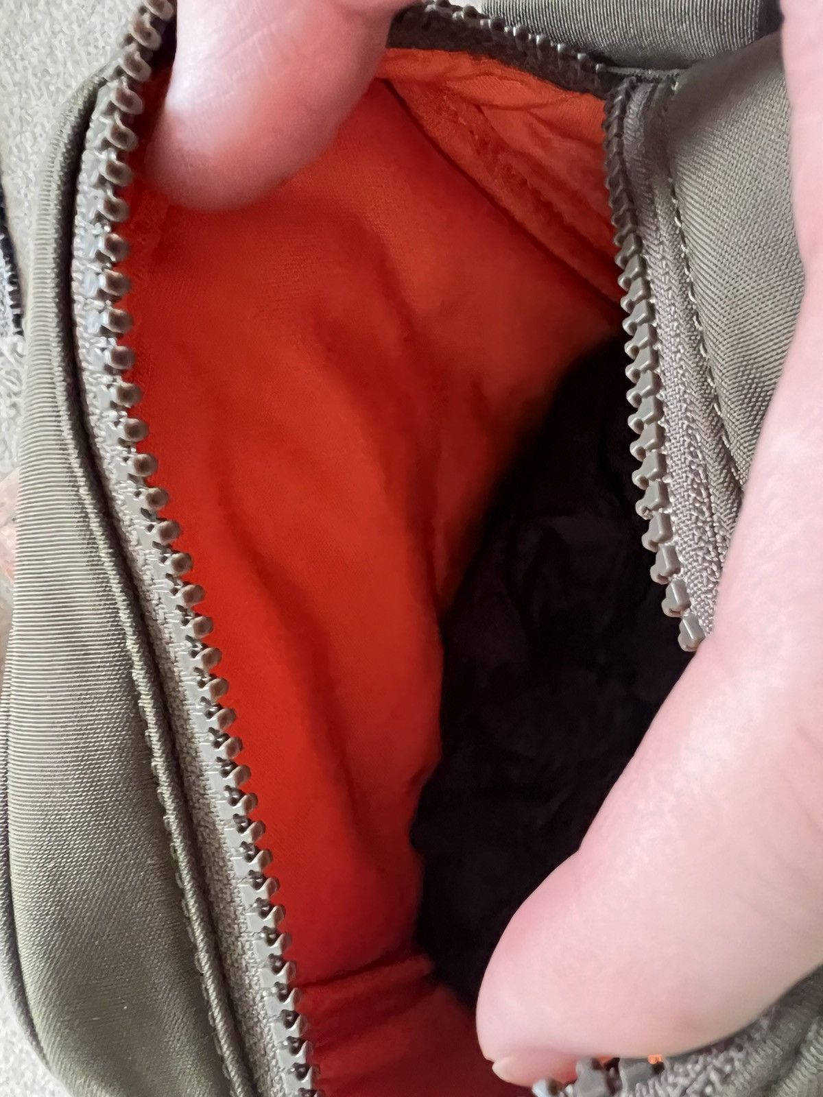 Yeezy Yeezy Season 6 Crossbody Bag NEW Size ONE SIZE - 13 Thumbnail